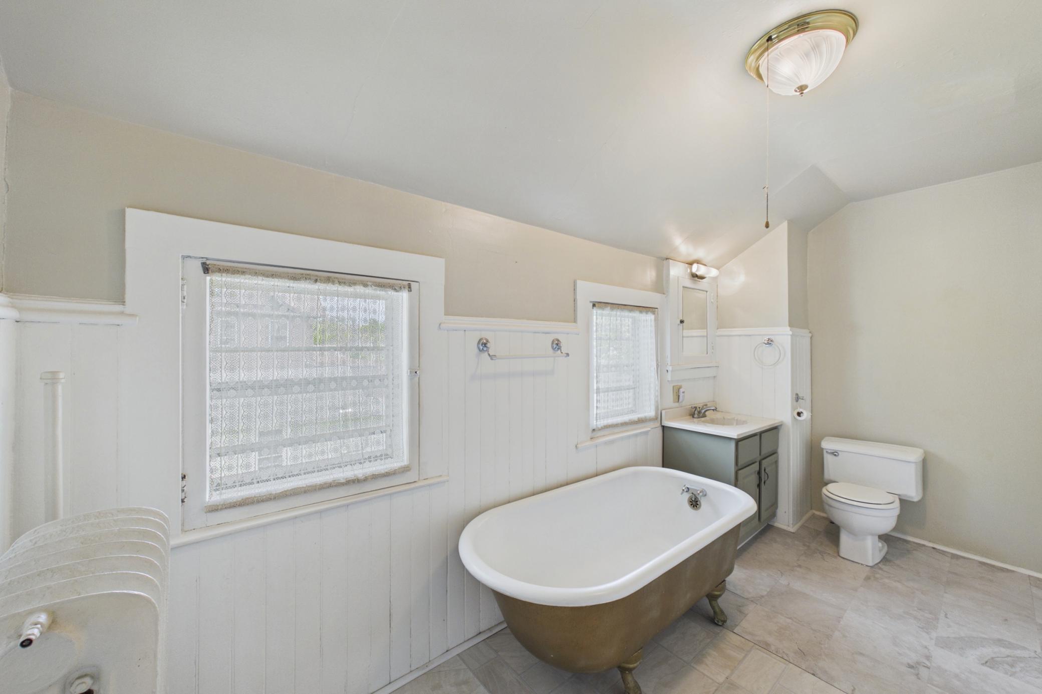 View of Residential at 1152 Ross Avenue, Saint Paul MN 55106, Saint Paul (18 of 21) - Mike Wilen | Minnesota Team Real Estate