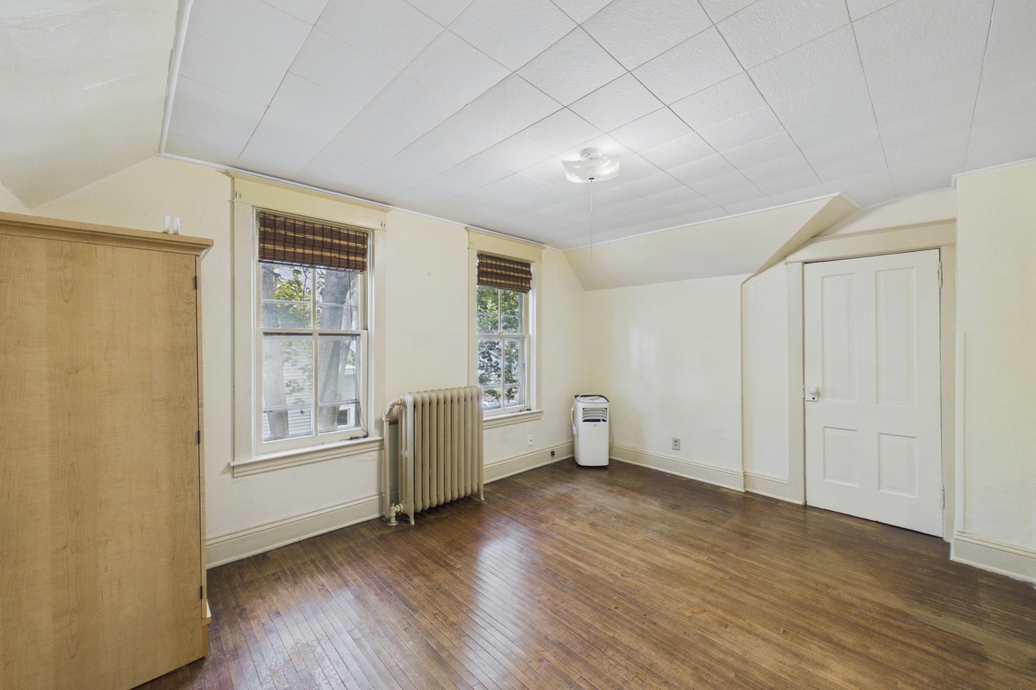 View of Residential at 1152 Ross Avenue, Saint Paul MN 55106, Saint Paul (16 of 21) - Mike Wilen | Minnesota Team Real Estate