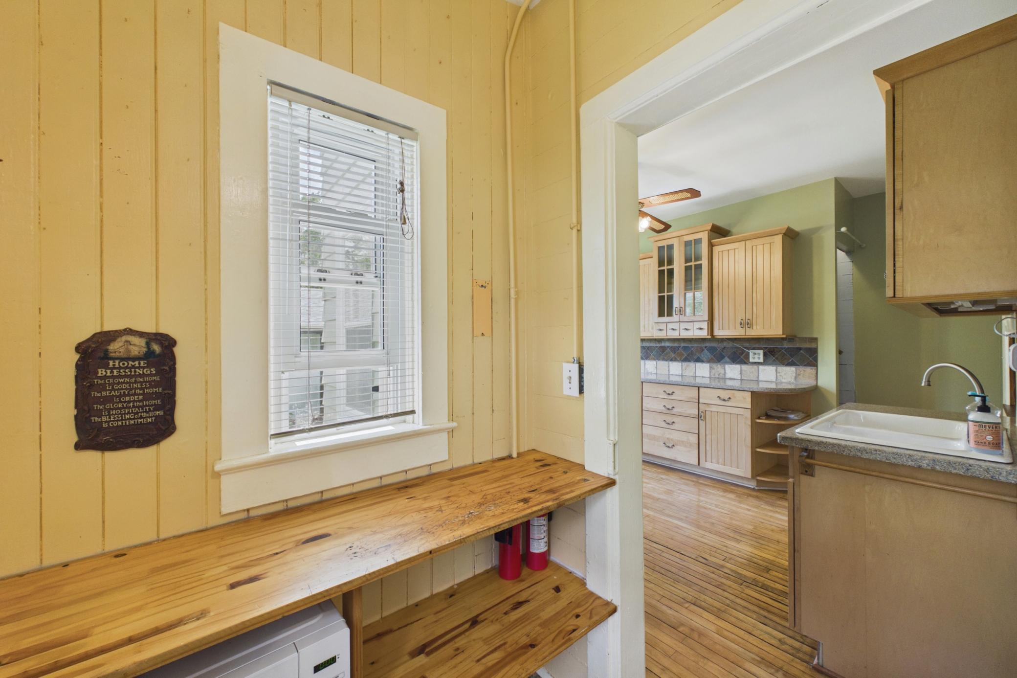 View of Residential at 1152 Ross Avenue, Saint Paul MN 55106, Saint Paul (7 of 21) - Mike Wilen | Minnesota Team Real Estate