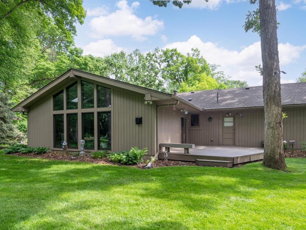View of Residential at 8127 Pennsylvania Circle, Bloomington MN 55438, Bloomington (30 of 40) - Mike Wilen | Minnesota Team Real Estate