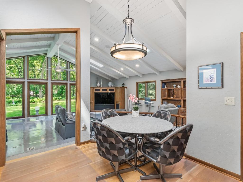 View of Residential at 8127 Pennsylvania Circle, Bloomington MN 55438, Bloomington (12 of 40) - Mike Wilen | Minnesota Team Real Estate