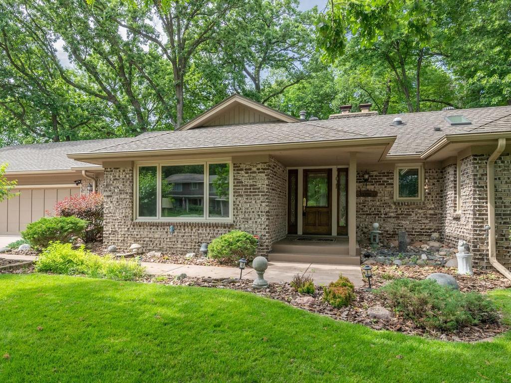 View of Residential at 8127 Pennsylvania Circle, Bloomington MN 55438, Bloomington (2 of 40) - Mike Wilen | Minnesota Team Real Estate
