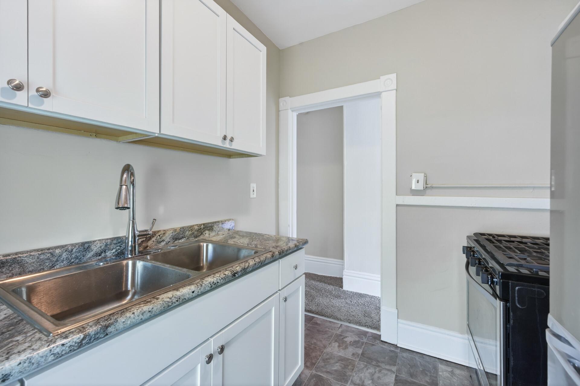View of Residential Income at 1811 28th Street, Minneapolis MN 55407, Minneapolis (37 of 43) - Mike Wilen | Minnesota Team Real Estate