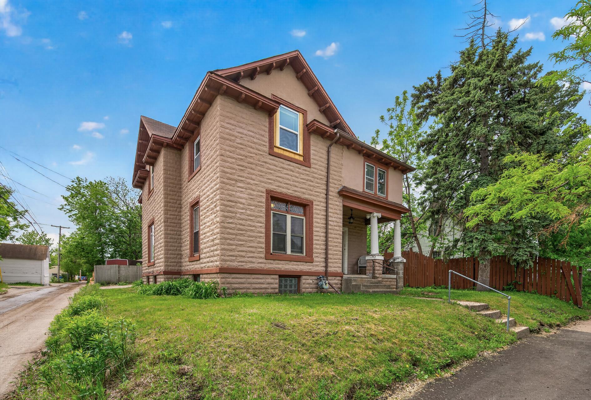 View of Residential Income at 1811 28th Street, Minneapolis MN 55407, Minneapolis (2 of 43) - Mike Wilen | Minnesota Team Real Estate