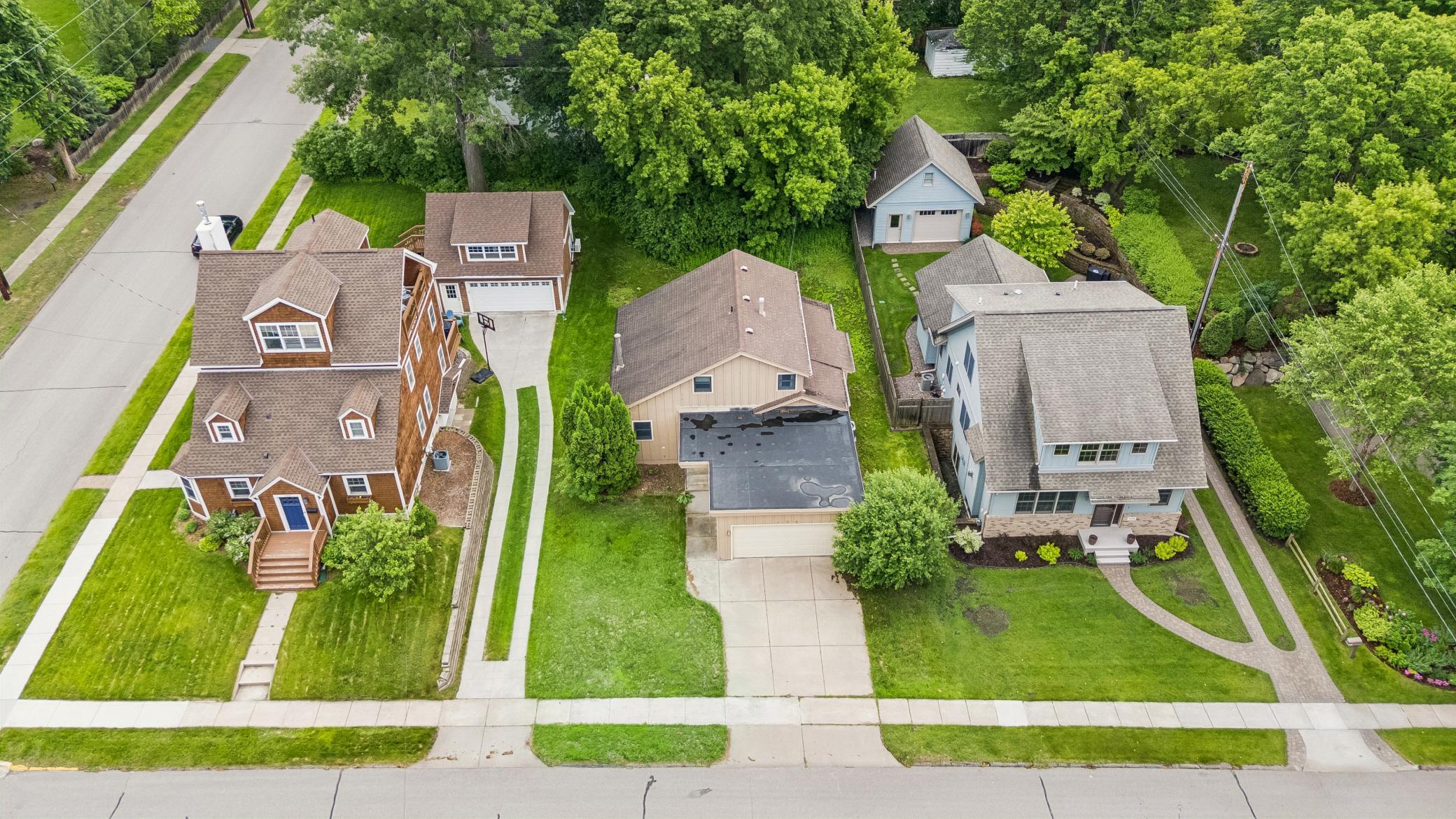 View of Land at 132 Minnetonka Avenue, Wayzata MN 55391, Wayzata (2 of 7) - Mike Wilen | Minnesota Team Real Estate