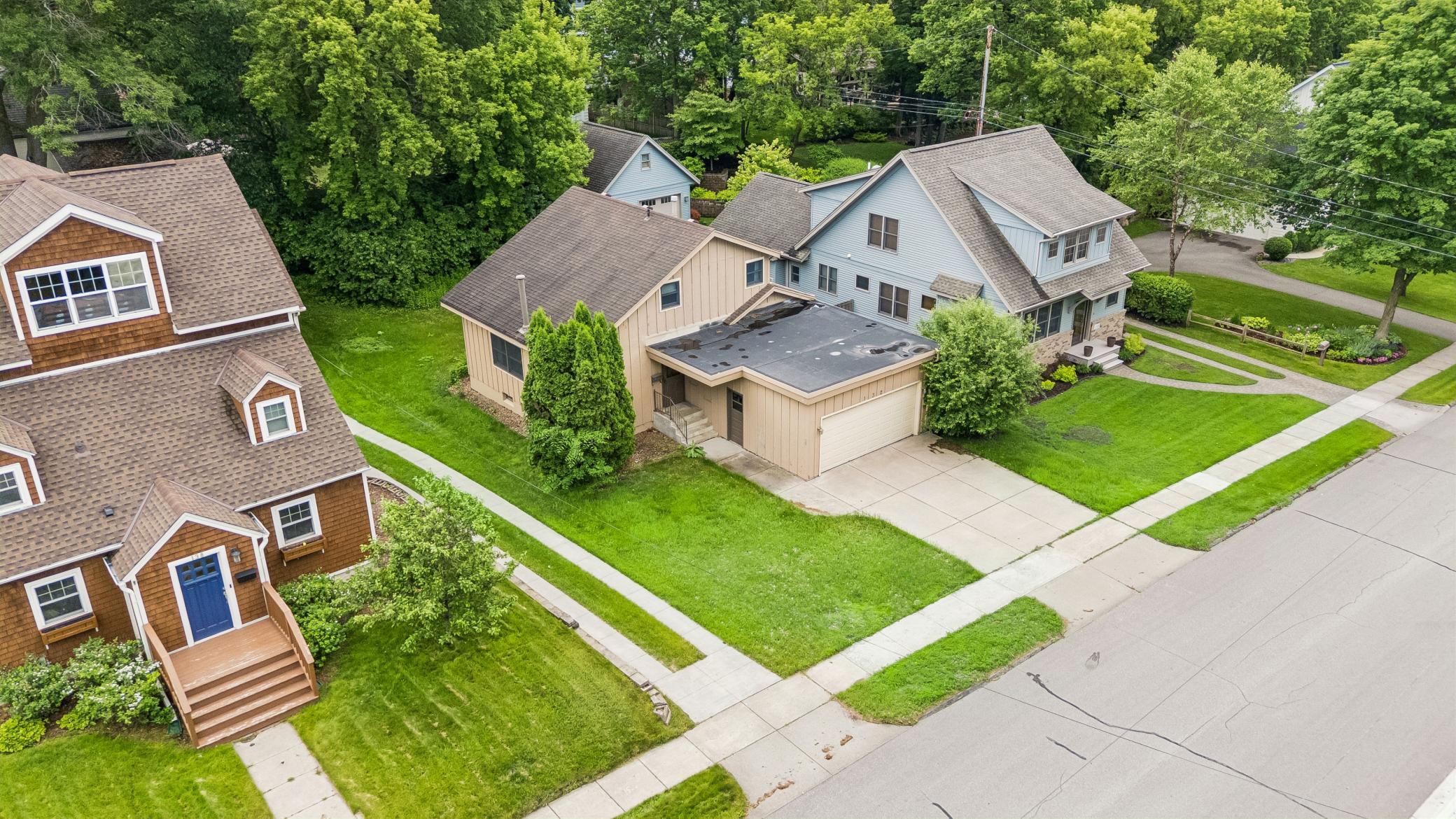 View of Land at 132 Minnetonka Avenue, Wayzata MN 55391, Wayzata (3 of 7) - Mike Wilen | Minnesota Team Real Estate