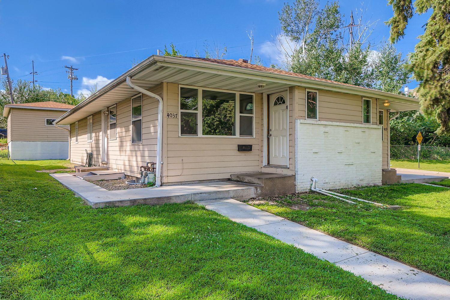 View of Residential Income at 4037 37th Avenue, Robbinsdale MN 55422, Robbinsdale - Mike Wilen | Minnesota Team Real Estate