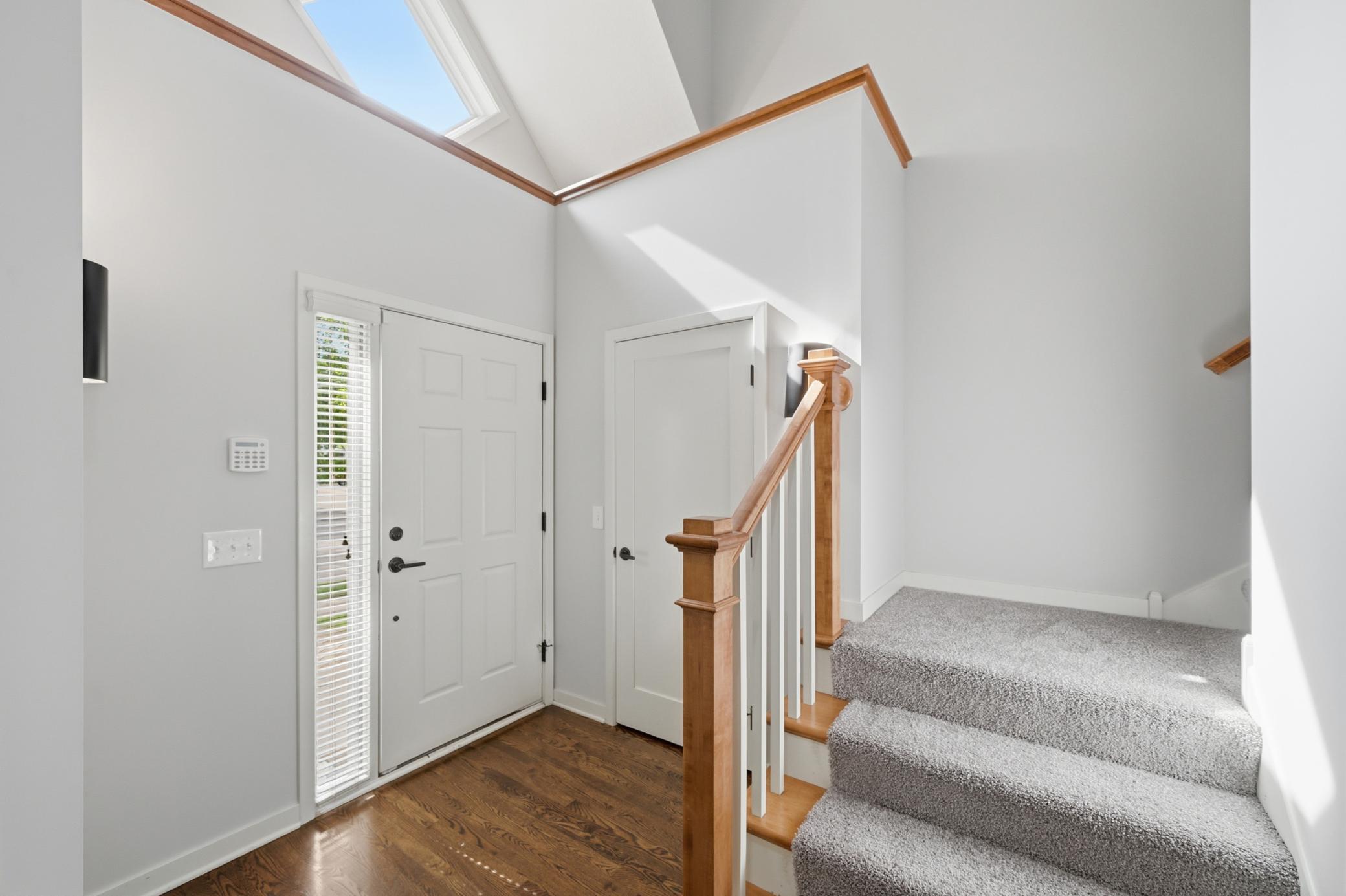 View of Residential at 635 Willoughby Way, Minnetonka MN 55305, Minnetonka (9 of 51) - Mike Wilen | Minnesota Team Real Estate