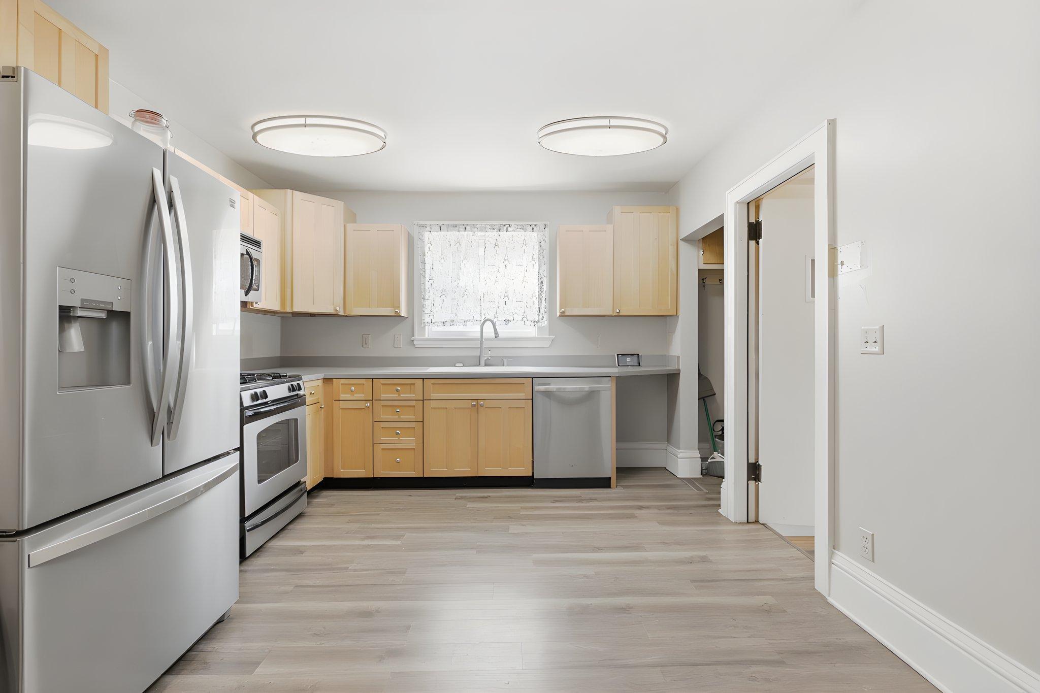 View of Residential at 5135 6th Street, Minneapolis MN 55430, Minneapolis (4 of 29) - Mike Wilen | Minnesota Team Real Estate