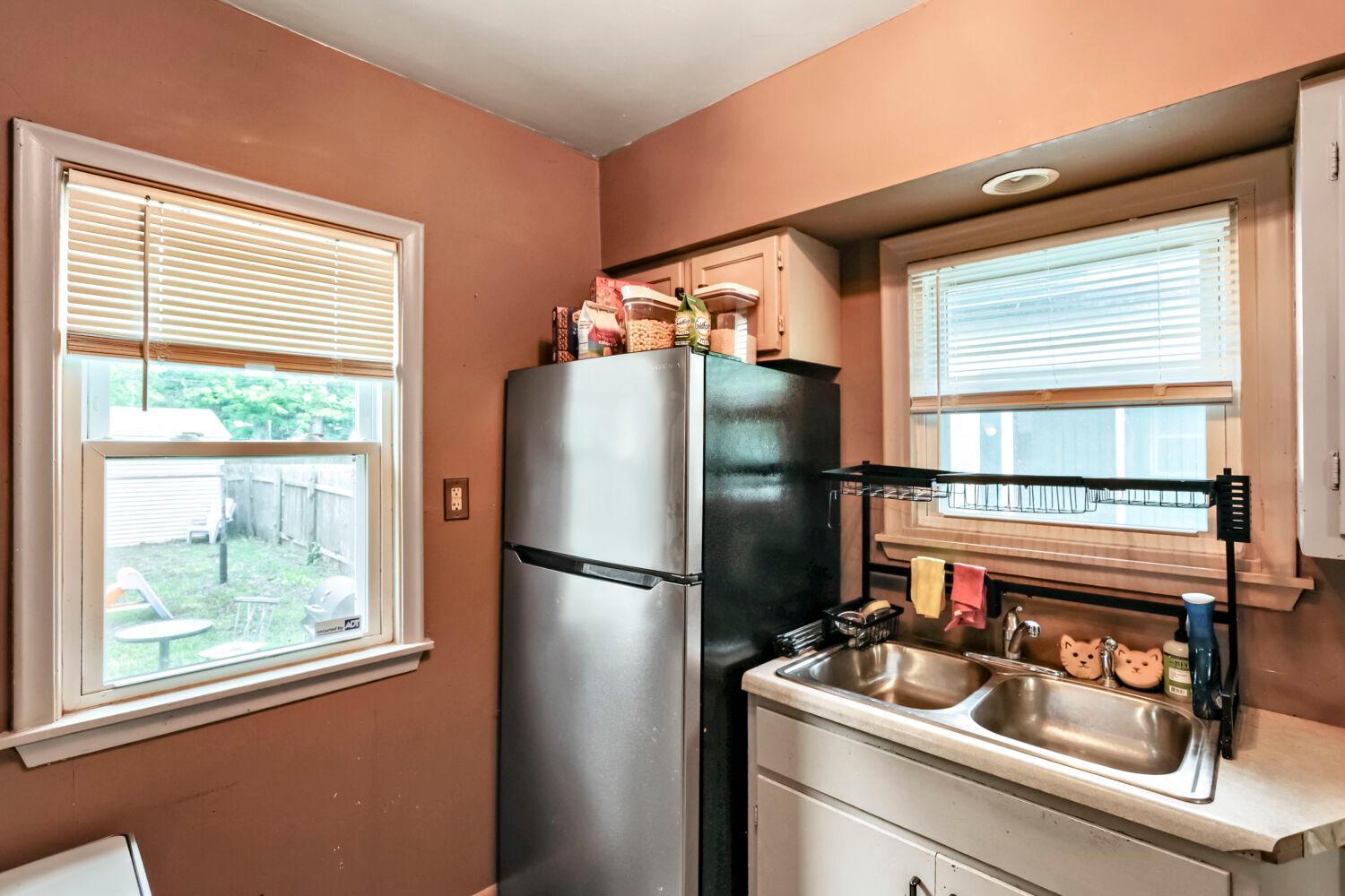 View of Residential at 4552 Penn Avenue, Minneapolis MN 55412, Minneapolis (14 of 27) - Mike Wilen | Minnesota Team Real Estate