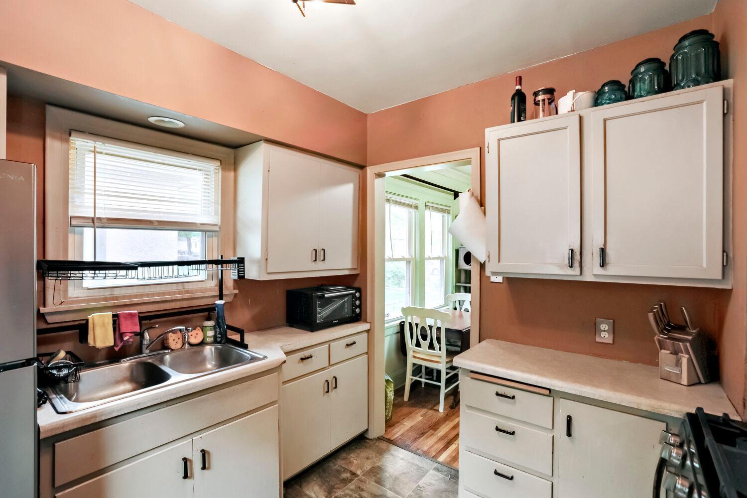 View of Residential at 4552 Penn Avenue, Minneapolis MN 55412, Minneapolis (13 of 27) - Mike Wilen | Minnesota Team Real Estate