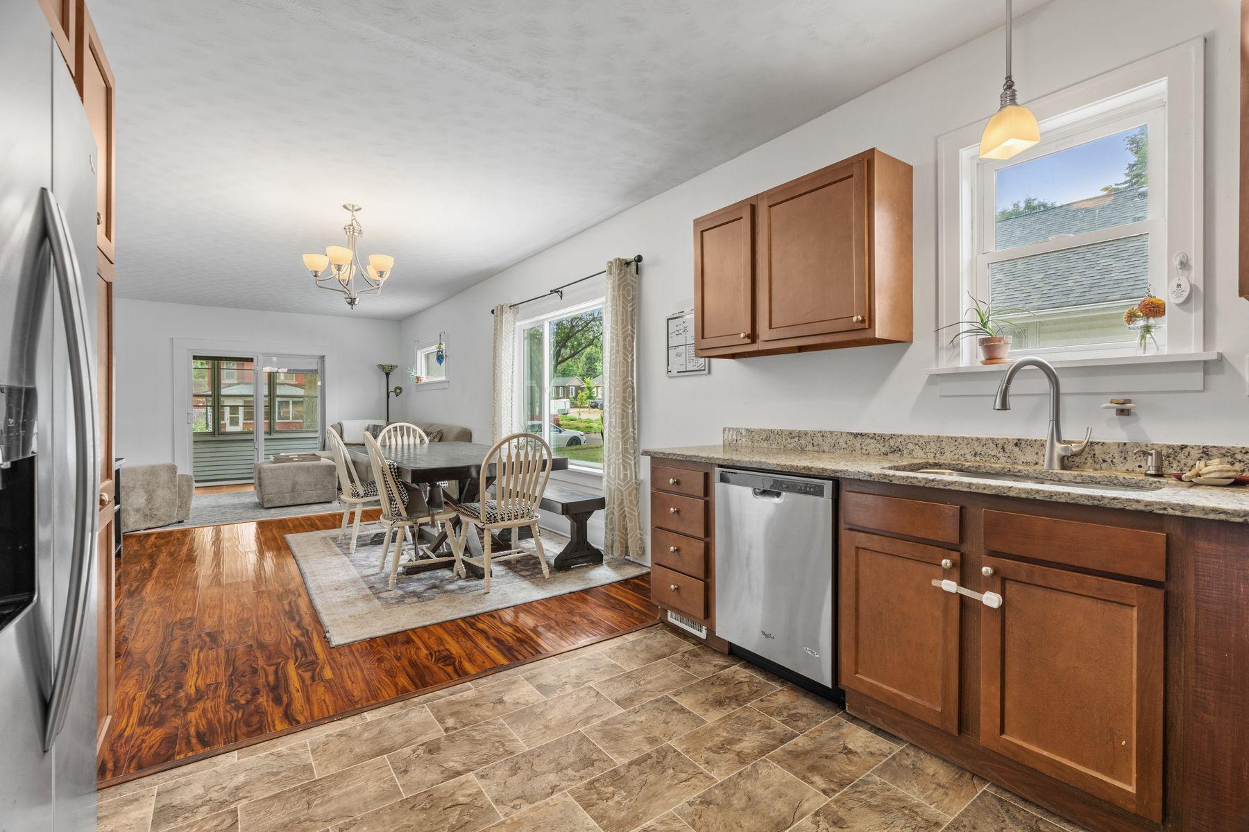 View of Residential at 77 Stevens Street, Saint Paul MN 55107, Saint Paul (22 of 43) - Mike Wilen | Minnesota Team Real Estate