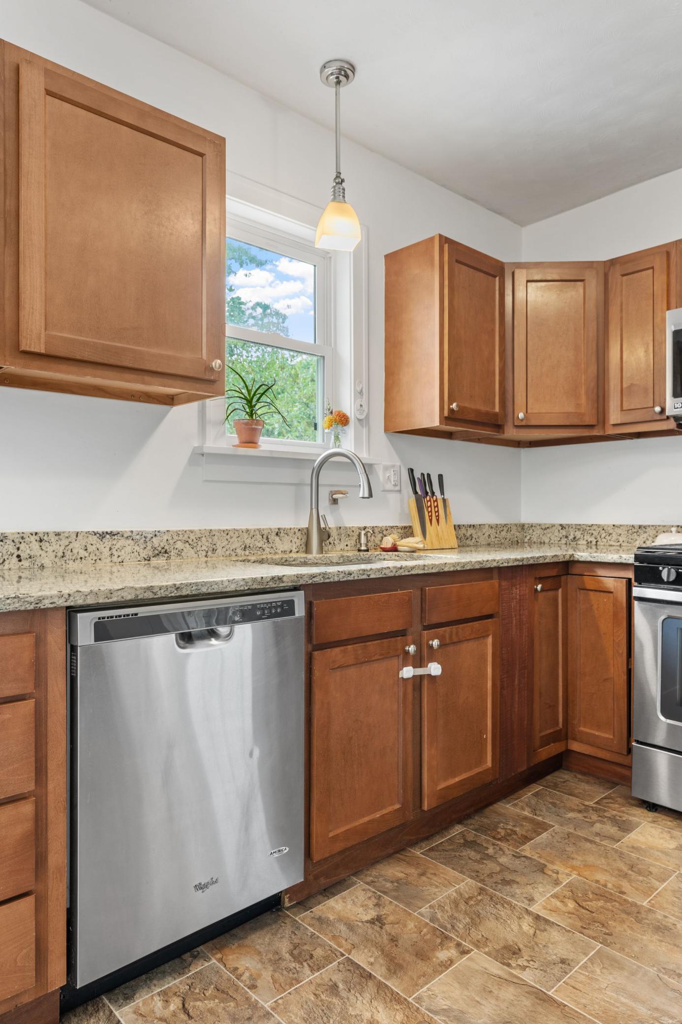 View of Residential at 77 Stevens Street, Saint Paul MN 55107, Saint Paul (21 of 43) - Mike Wilen | Minnesota Team Real Estate