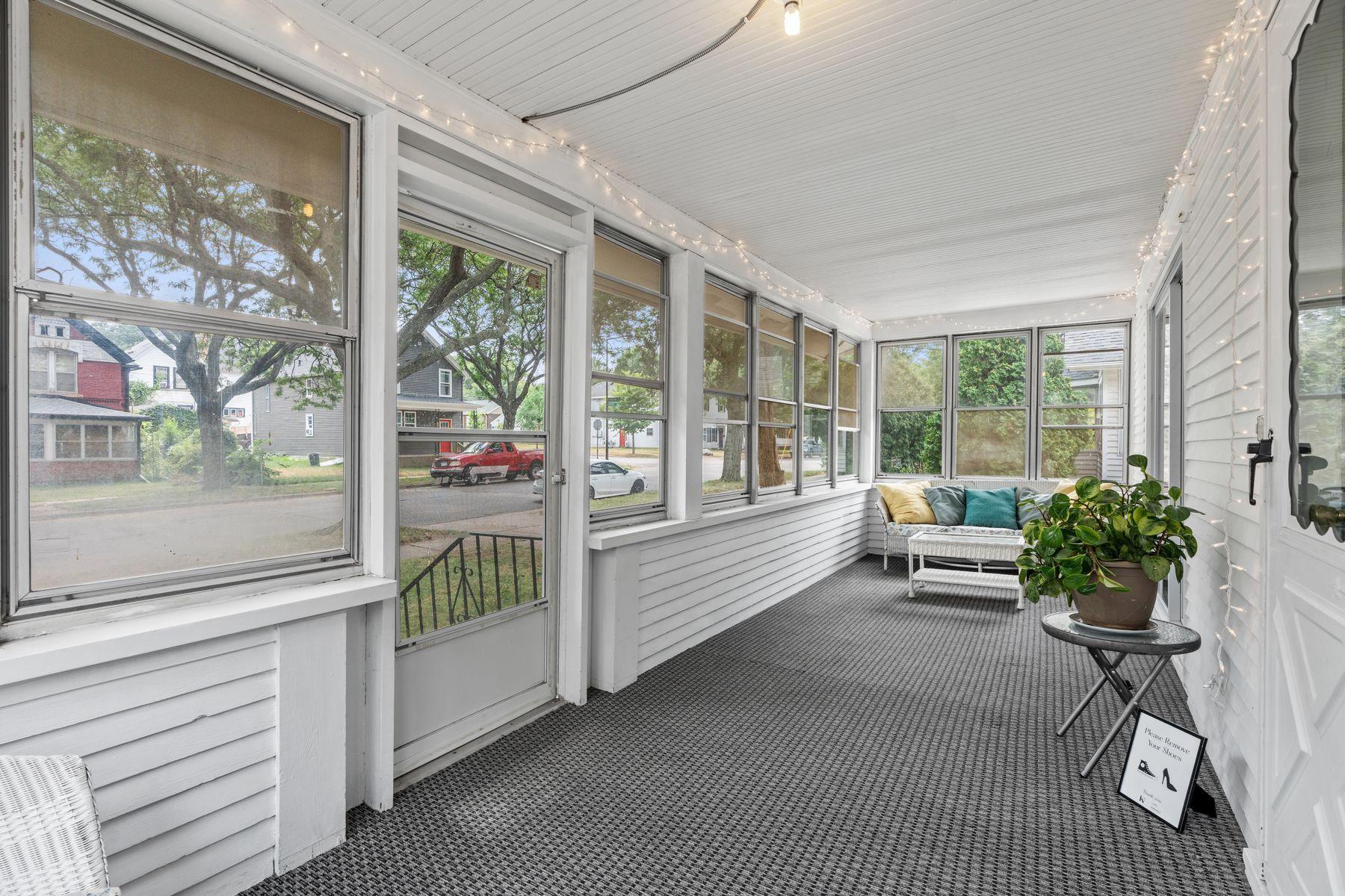 View of Residential at 77 Stevens Street, Saint Paul MN 55107, Saint Paul (12 of 43) - Mike Wilen | Minnesota Team Real Estate