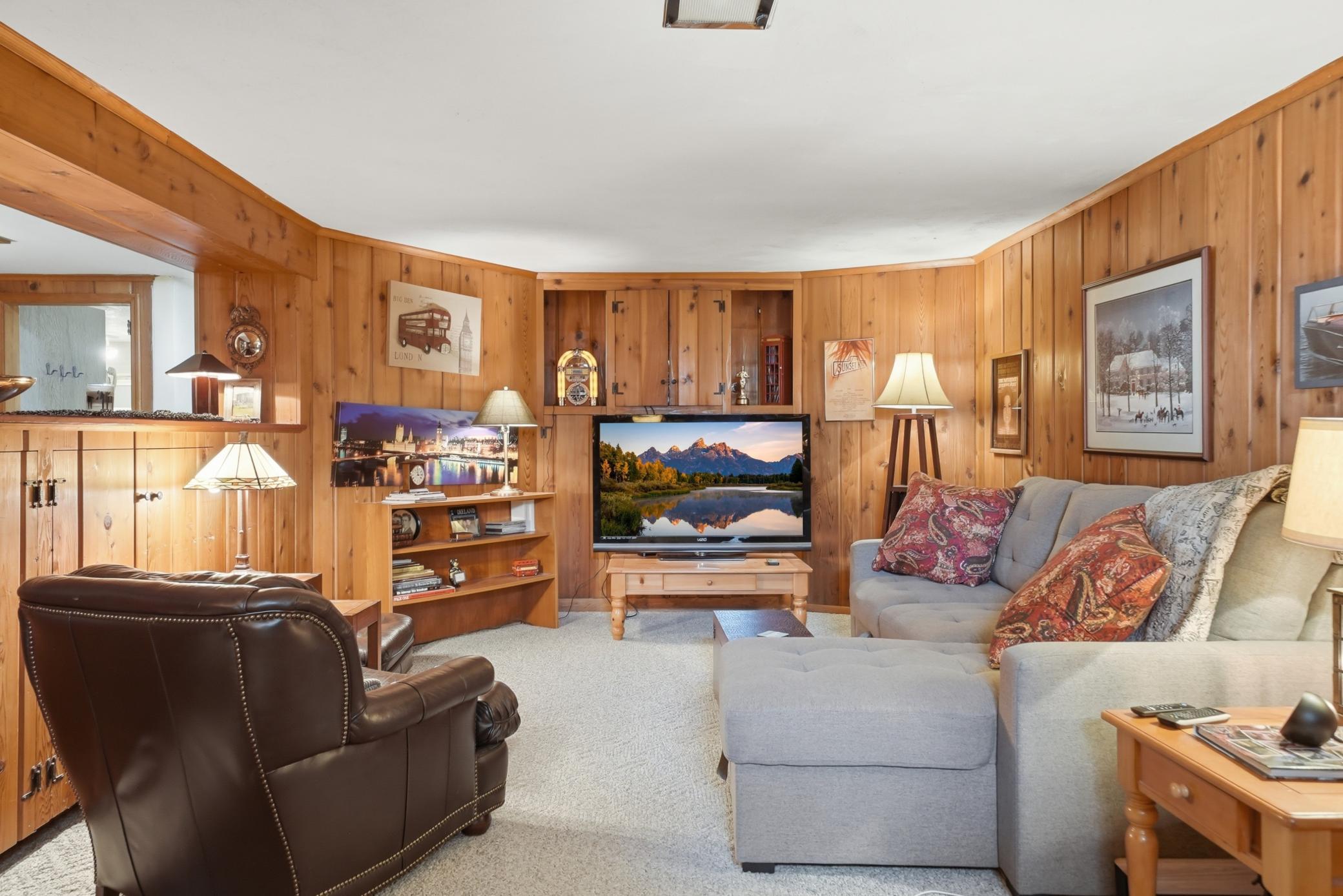 View of Residential at 5045 Oxford Avenue, Edina MN 55436, Edina (32 of 60) - Mike Wilen | Minnesota Team Real Estate