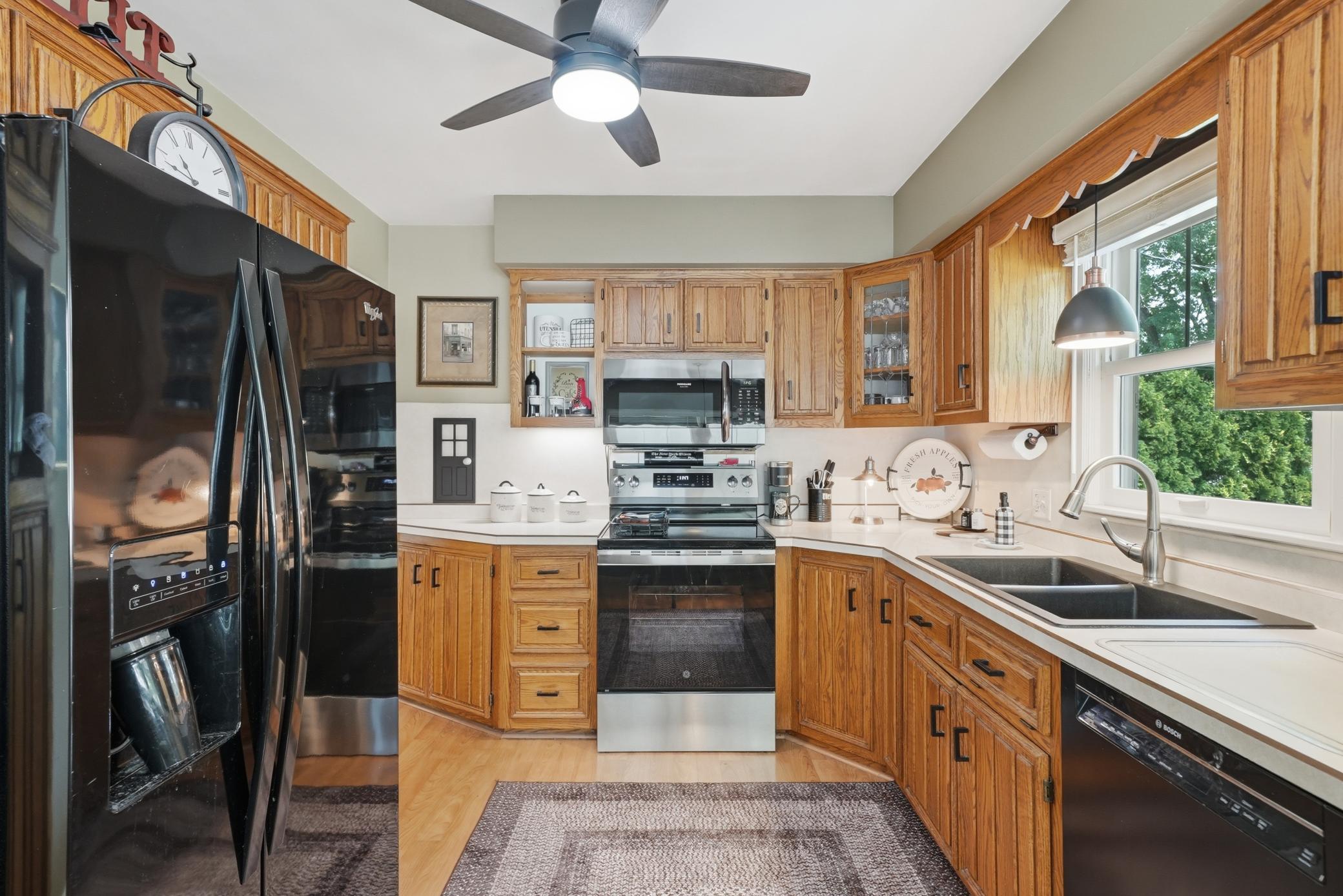 View of Residential at 5045 Oxford Avenue, Edina MN 55436, Edina (23 of 60) - Mike Wilen | Minnesota Team Real Estate