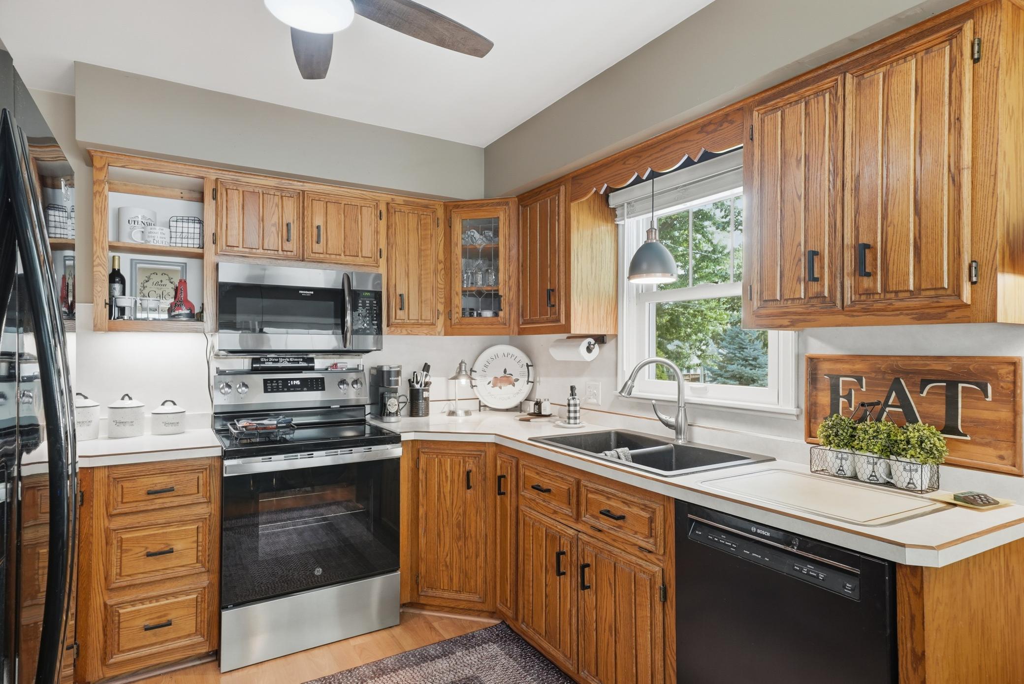 View of Residential at 5045 Oxford Avenue, Edina MN 55436, Edina (18 of 60) - Mike Wilen | Minnesota Team Real Estate