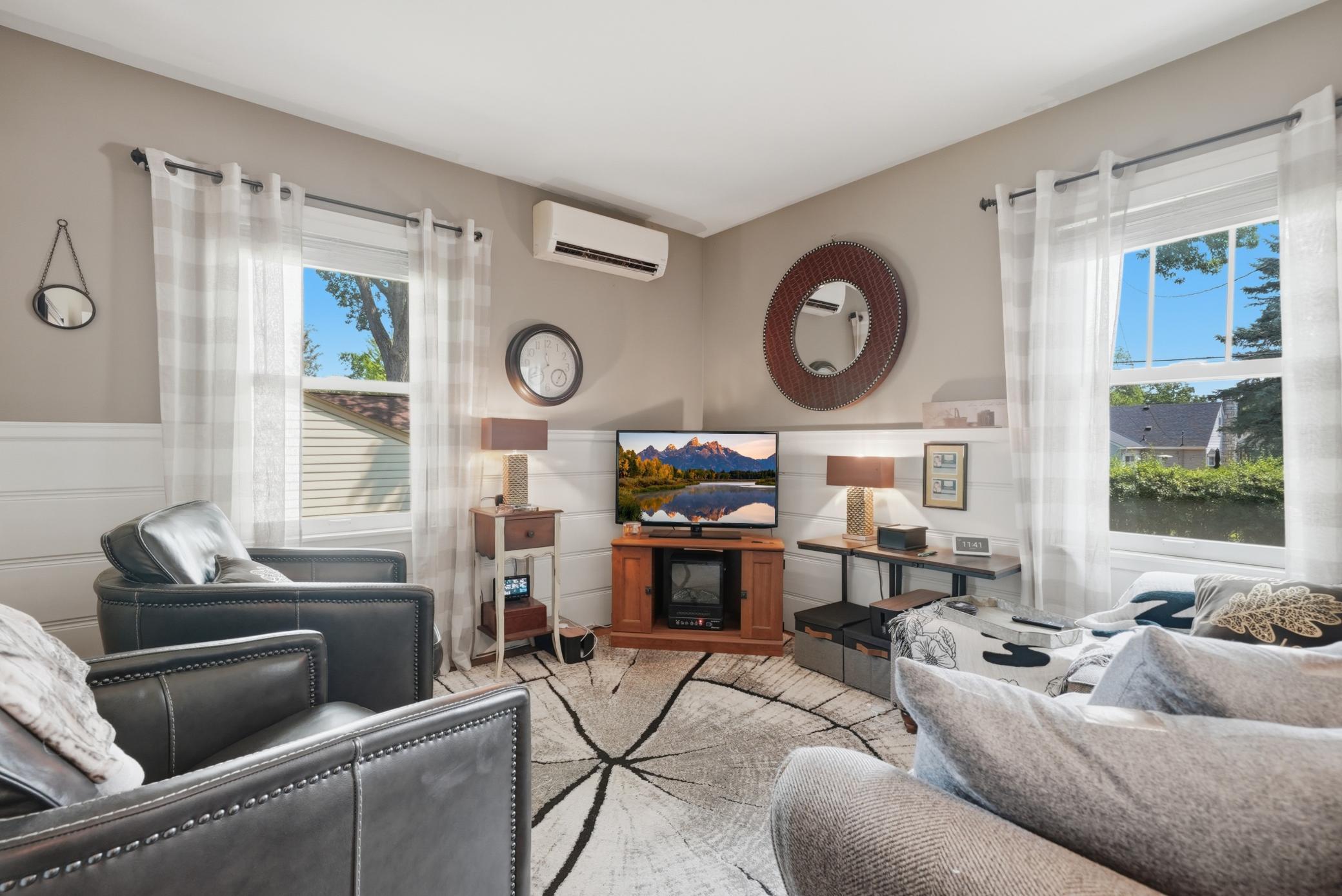 View of Residential at 5045 Oxford Avenue, Edina MN 55436, Edina (10 of 60) - Mike Wilen | Minnesota Team Real Estate