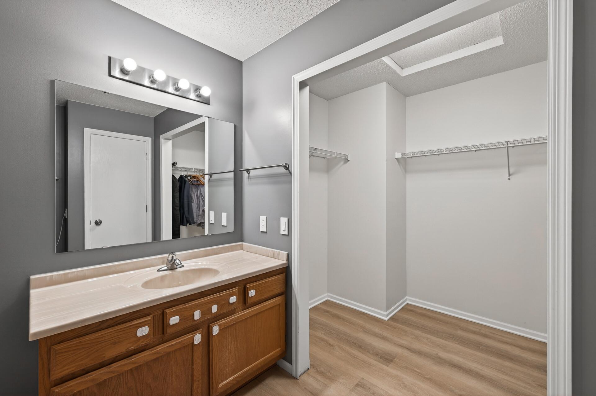 View of Residential at 2494 Wilshire Court, Mendota Heights MN 55120, Mendota Heights (16 of 22) - Mike Wilen | Minnesota Team Real Estate