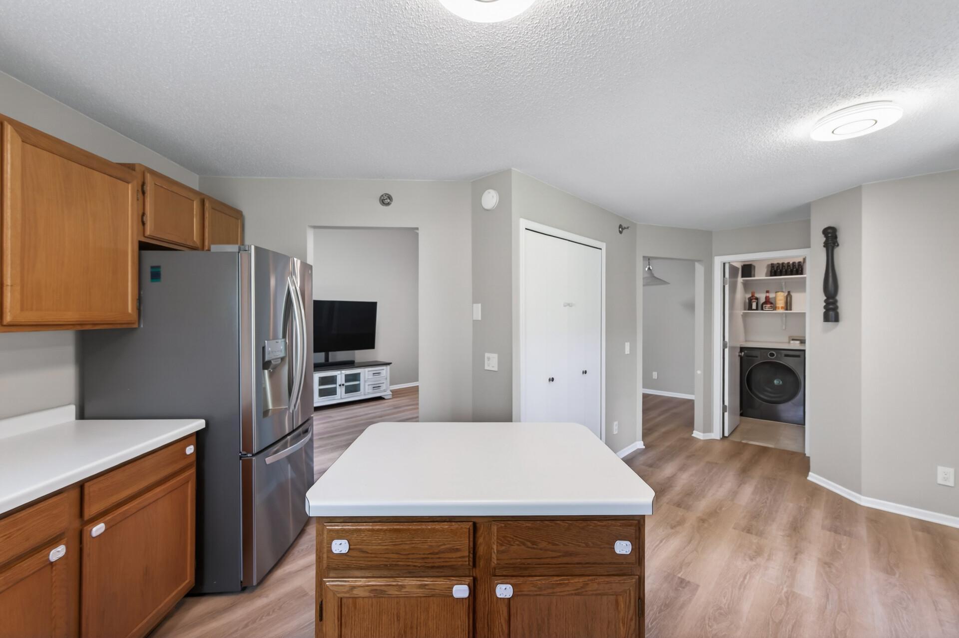 View of Residential at 2494 Wilshire Court, Mendota Heights MN 55120, Mendota Heights (10 of 22) - Mike Wilen | Minnesota Team Real Estate