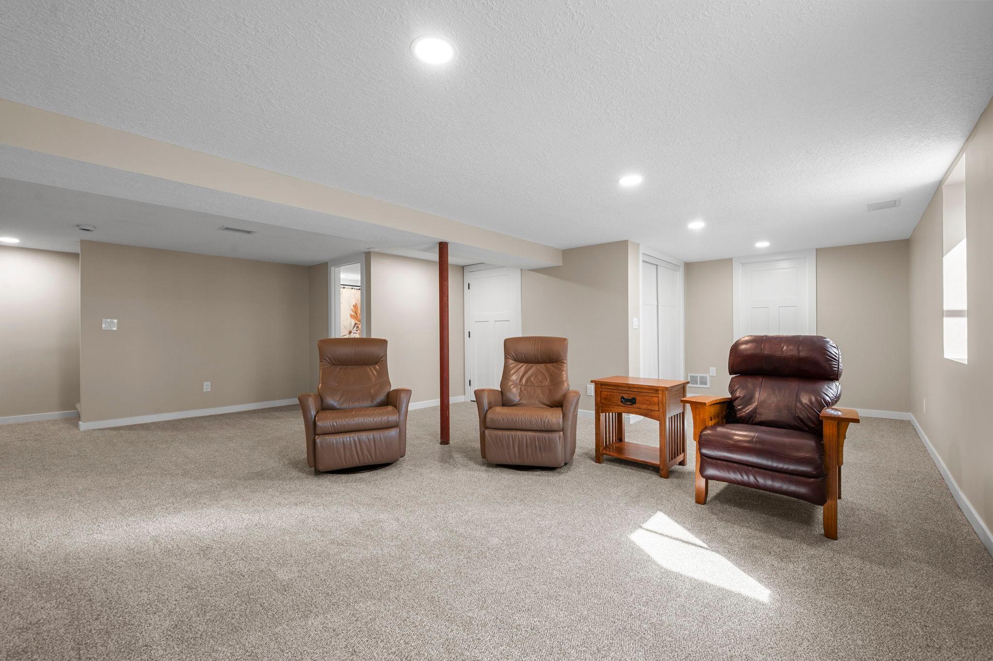 View of Residential at 3887 Van Dyke Street, White Bear Lake MN 55110, White Bear Lake (8 of 54) - Mike Wilen | Minnesota Team Real Estate