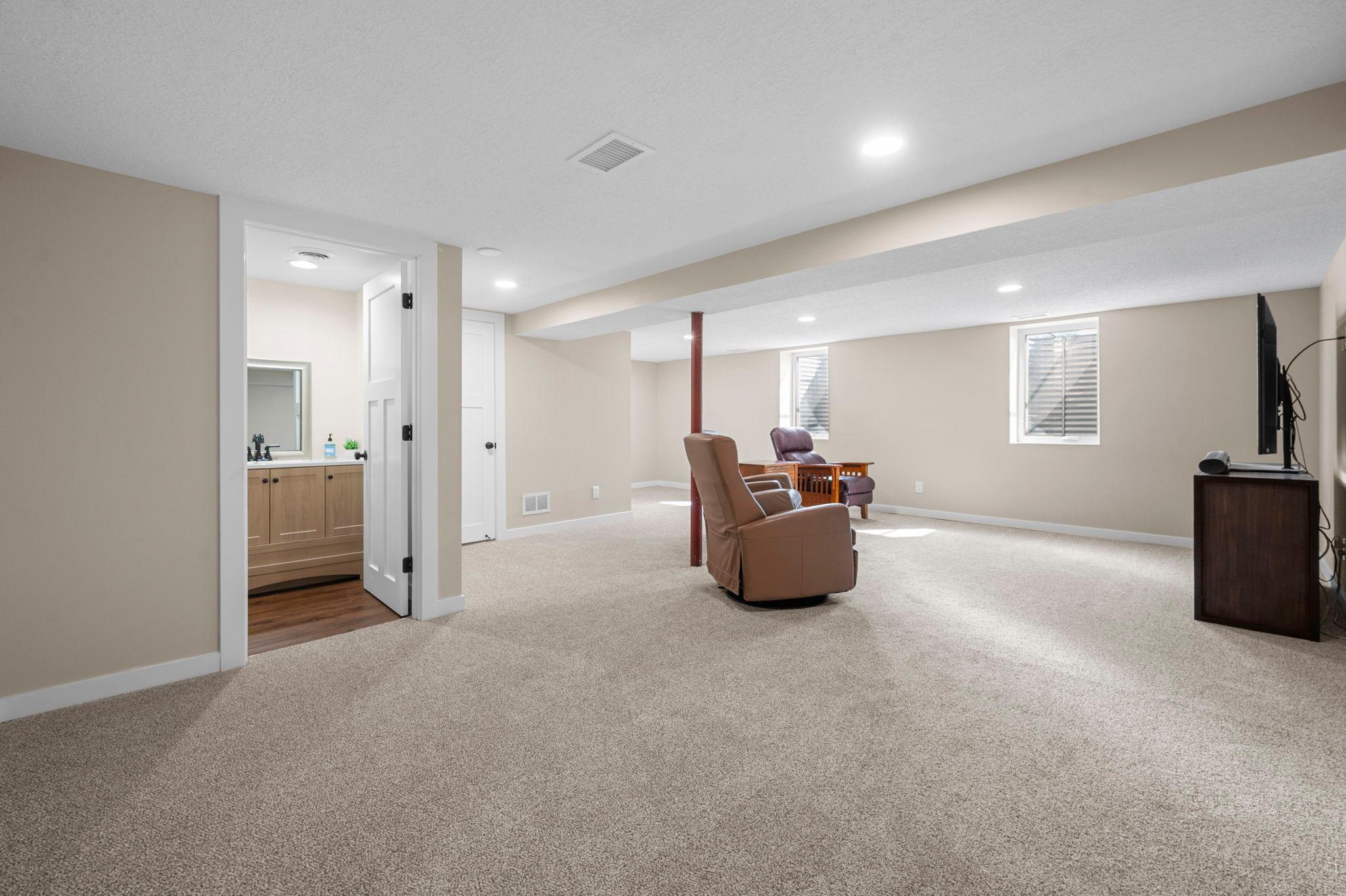 View of Residential at 3887 Van Dyke Street, White Bear Lake MN 55110, White Bear Lake (38 of 54) - Mike Wilen | Minnesota Team Real Estate