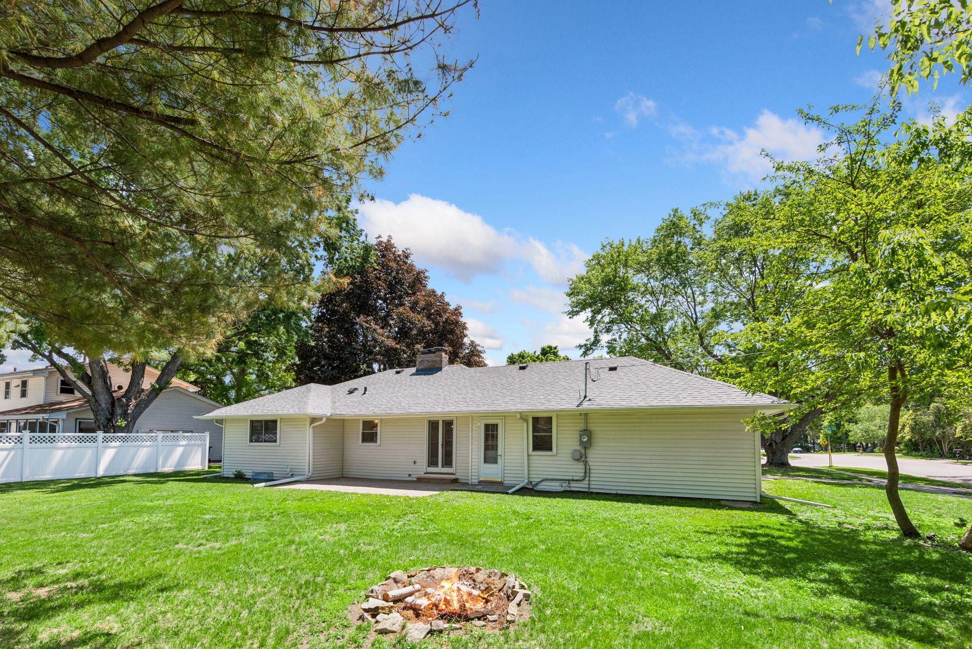 View of Residential at 6 Mission Lane, Bloomington MN 55420, Bloomington (36 of 95) - Mike Wilen | Minnesota Team Real Estate