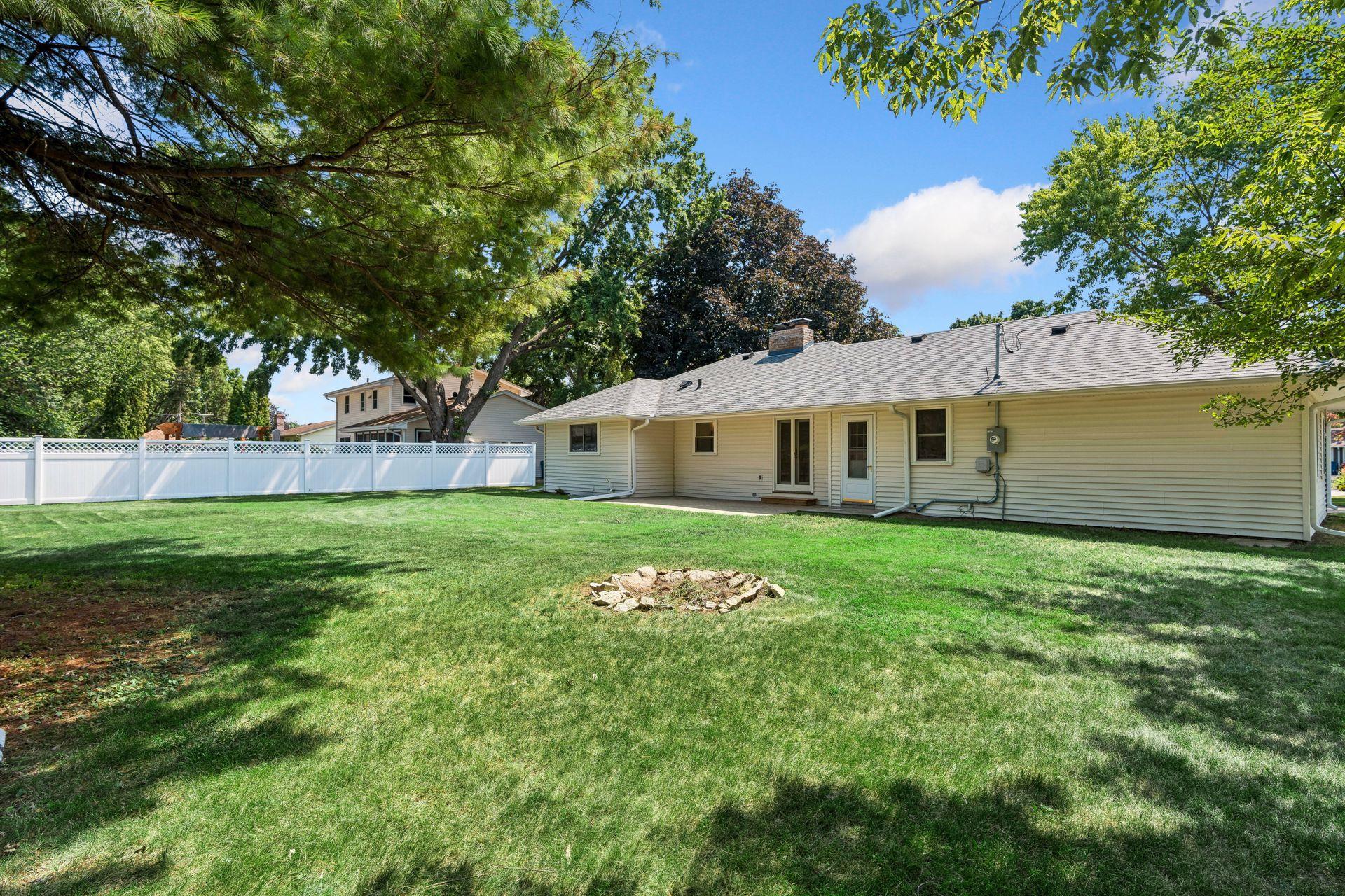 View of Residential at 6 Mission Lane, Bloomington MN 55420, Bloomington (94 of 95) - Mike Wilen | Minnesota Team Real Estate