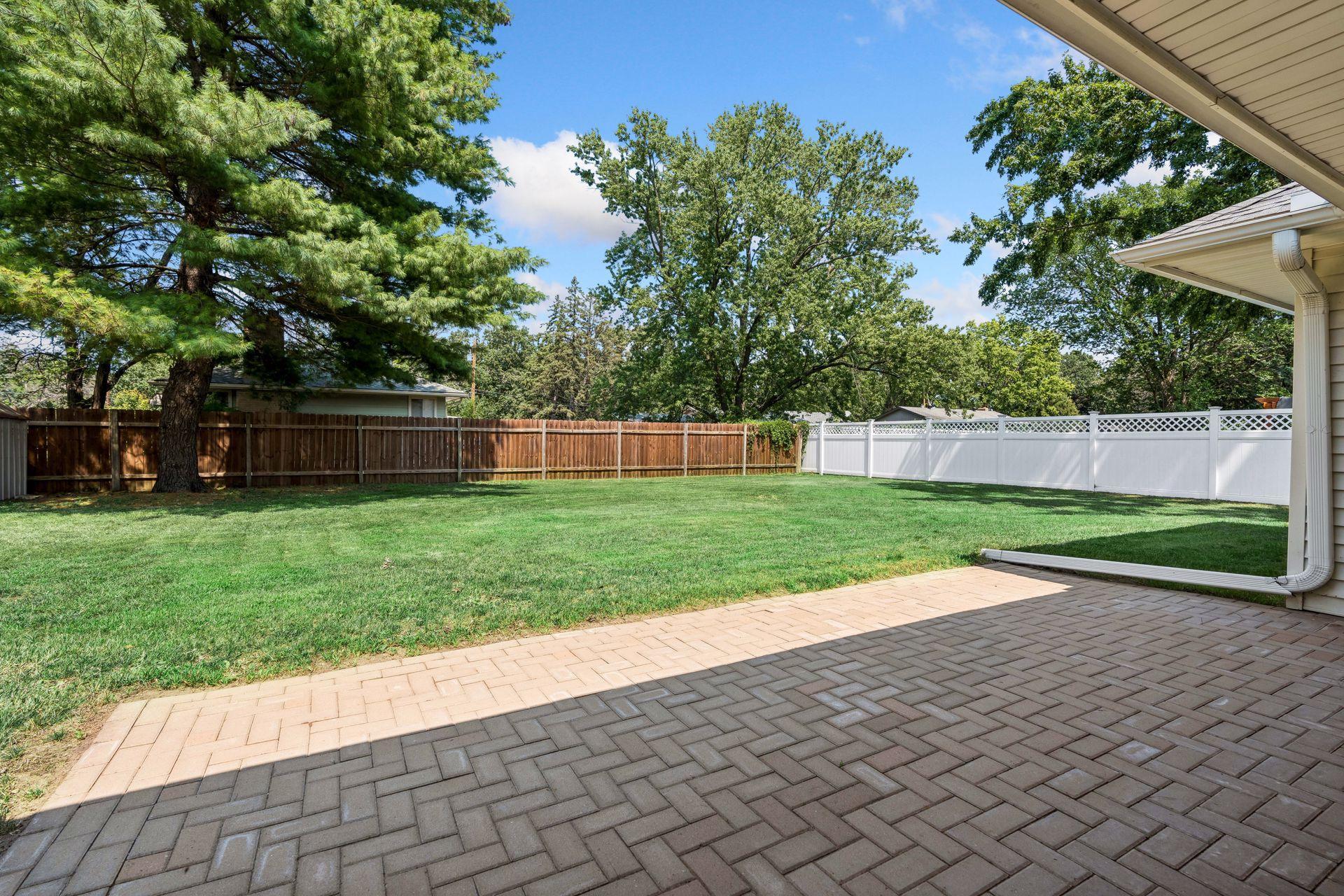 View of Residential at 6 Mission Lane, Bloomington MN 55420, Bloomington (93 of 95) - Mike Wilen | Minnesota Team Real Estate