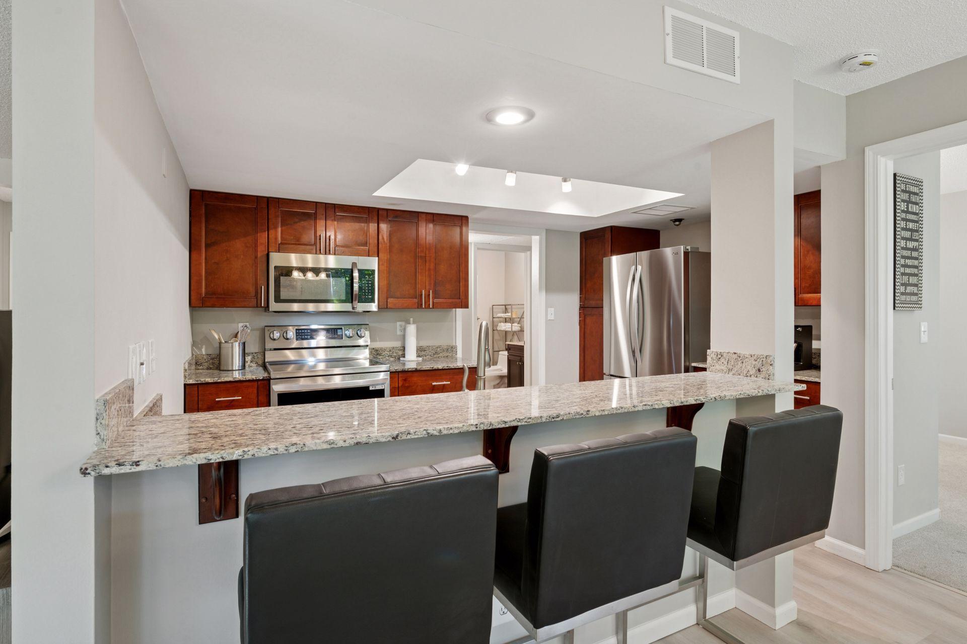 View of Residential at 6085 Lincoln Drive #214, Edina MN 55436, Edina (10 of 29) - Mike Wilen | Minnesota Team Real Estate