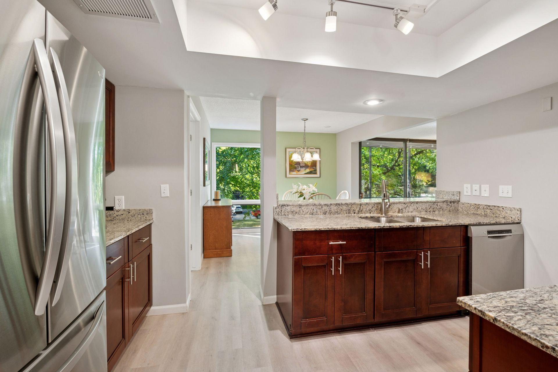 View of Residential at 6085 Lincoln Drive #214, Edina MN 55436, Edina (11 of 29) - Mike Wilen | Minnesota Team Real Estate