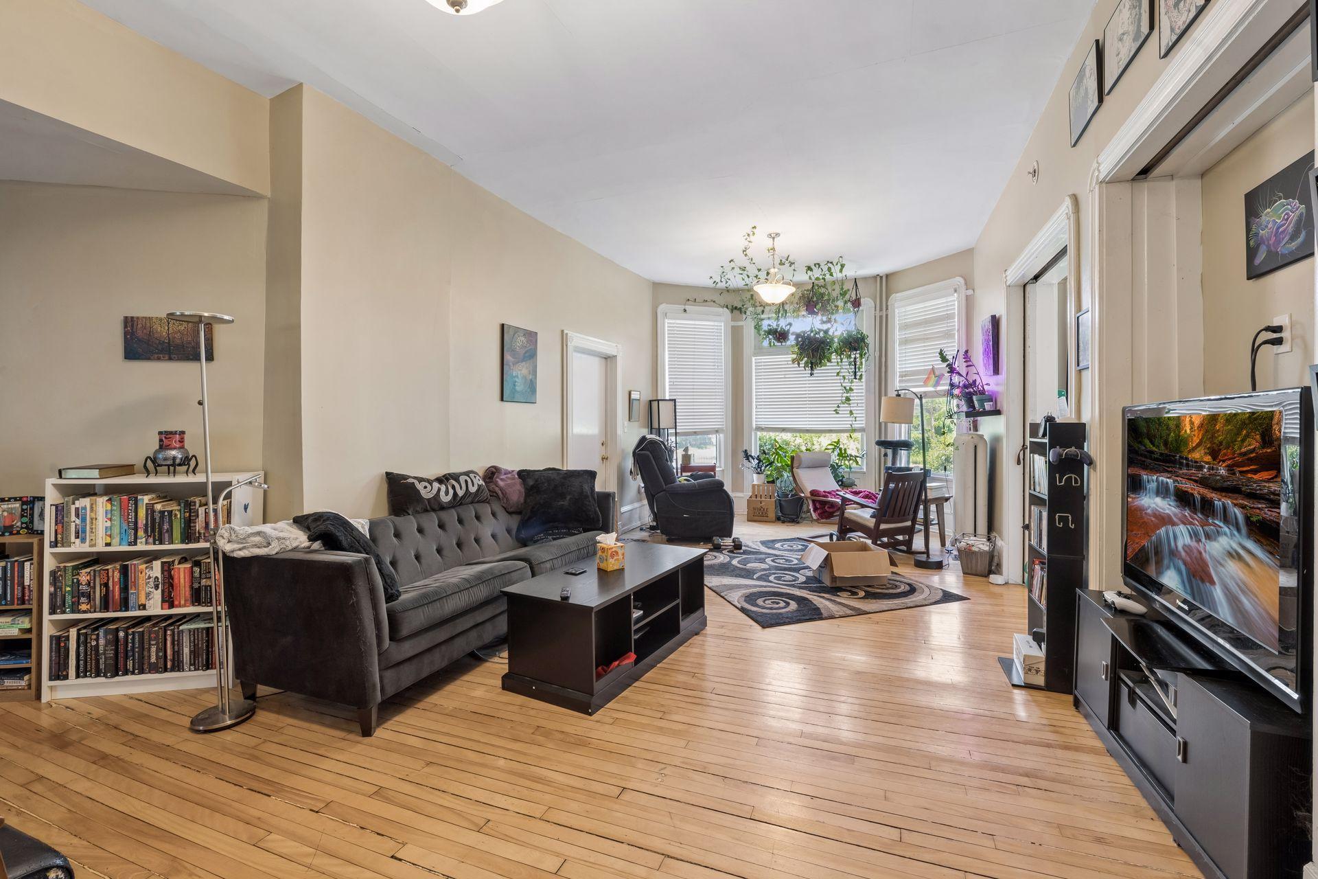 View of Residential Income at 2700 Pillsbury Avenue, Minneapolis MN 55408, Minneapolis (5 of 58) - Mike Wilen | Minnesota Team Real Estate