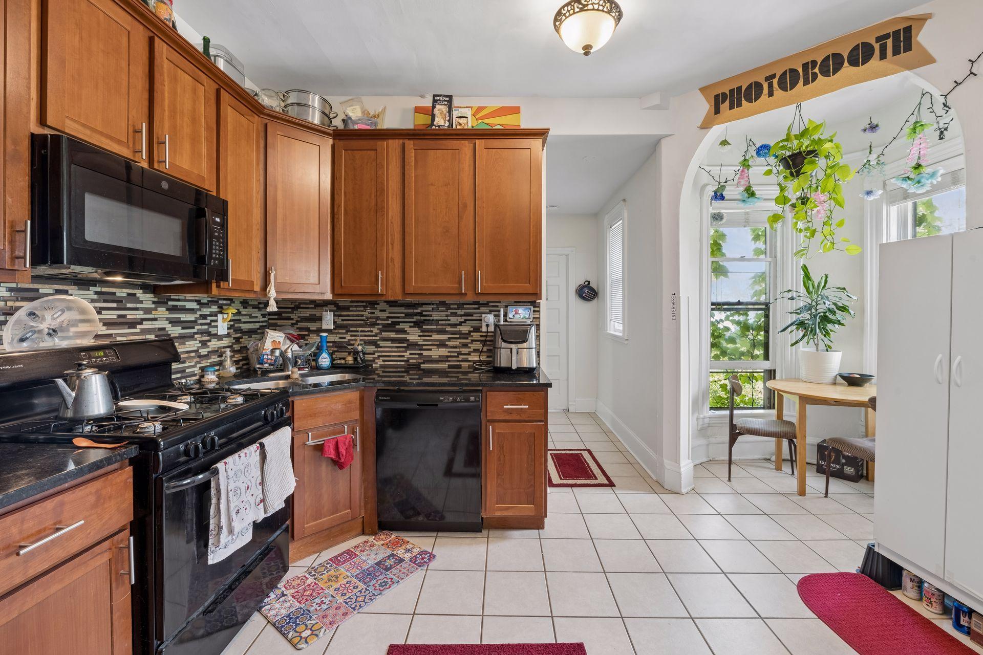 View of Residential Income at 2700 Pillsbury Avenue, Minneapolis MN 55408, Minneapolis (21 of 58) - Mike Wilen | Minnesota Team Real Estate