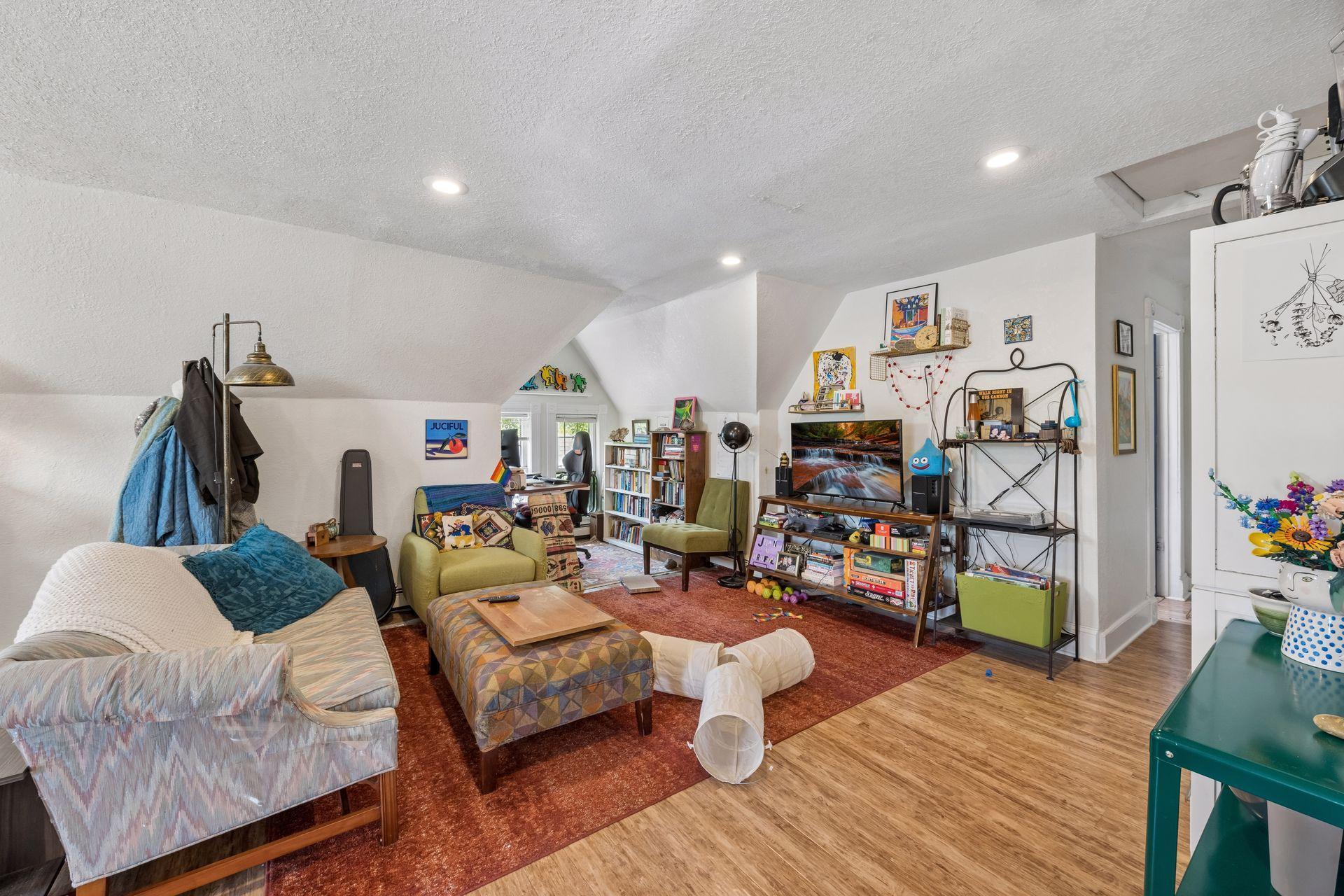 View of Residential Income at 2700 Pillsbury Avenue, Minneapolis MN 55408, Minneapolis (30 of 58) - Mike Wilen | Minnesota Team Real Estate