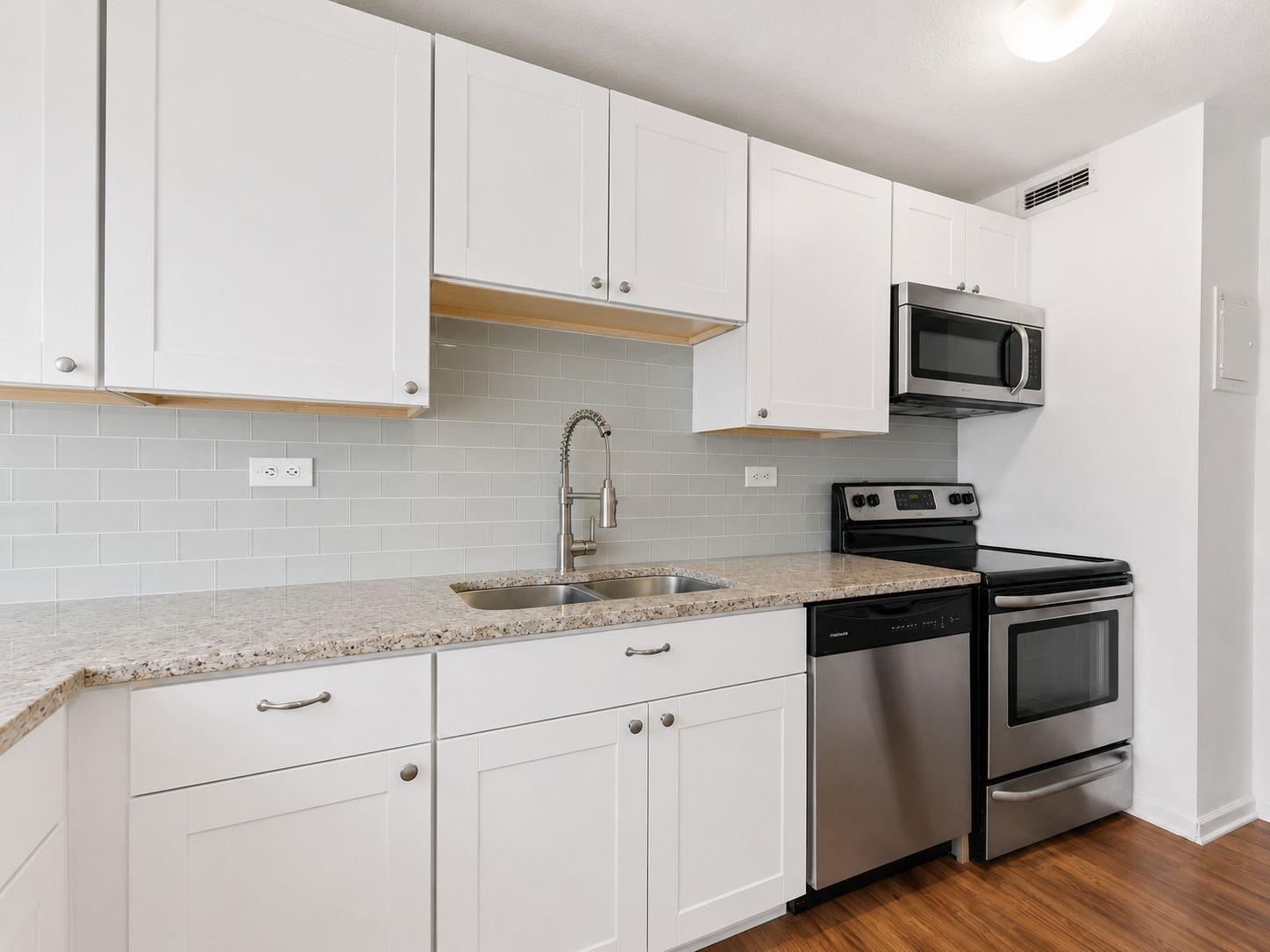 View of Residential at 15 1st Street #A410, Minneapolis MN 55401, Minneapolis (12 of 37) - Mike Wilen | Minnesota Team Real Estate