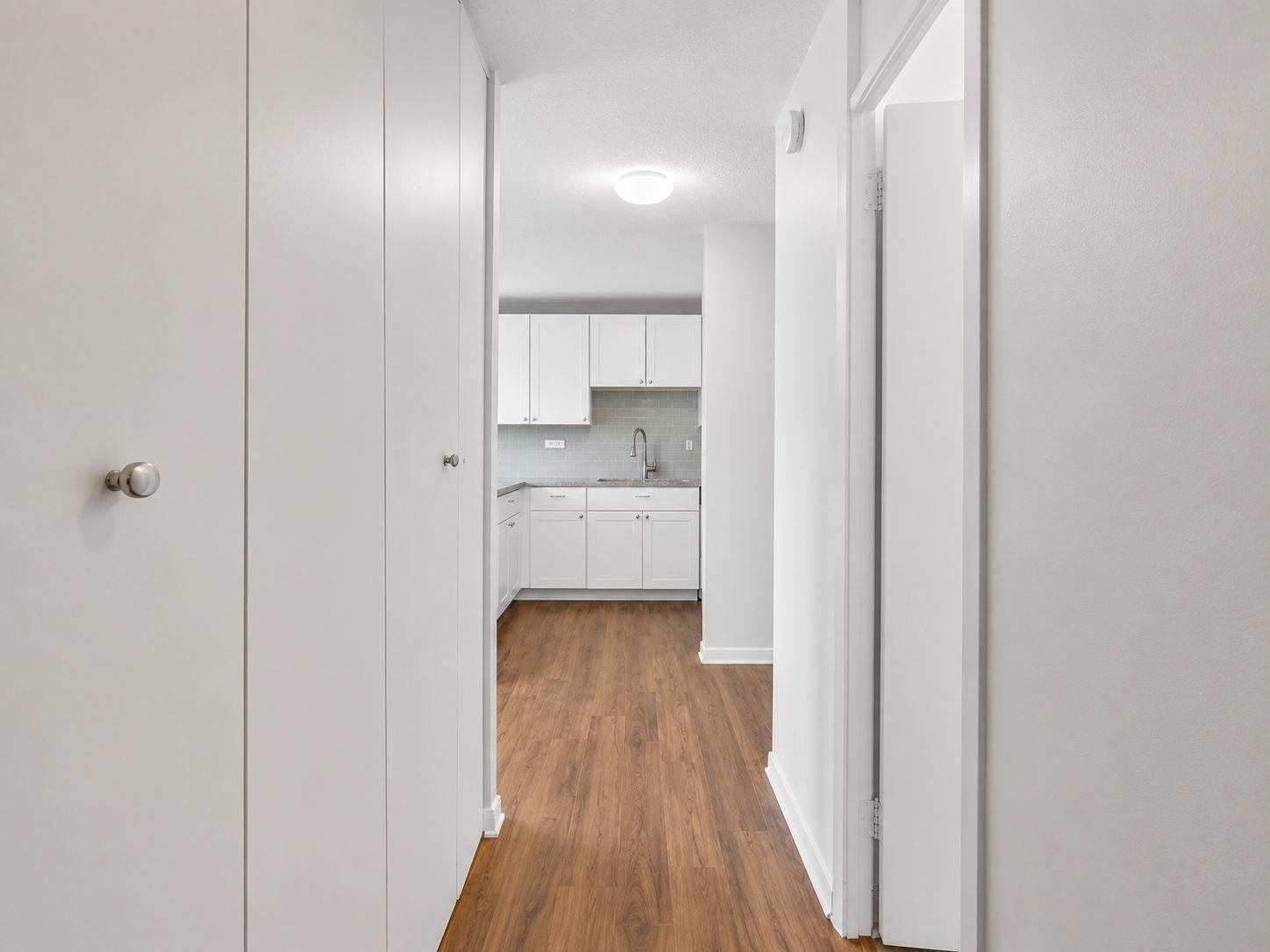 View of Residential at 15 1st Street #A410, Minneapolis MN 55401, Minneapolis (25 of 37) - Mike Wilen | Minnesota Team Real Estate