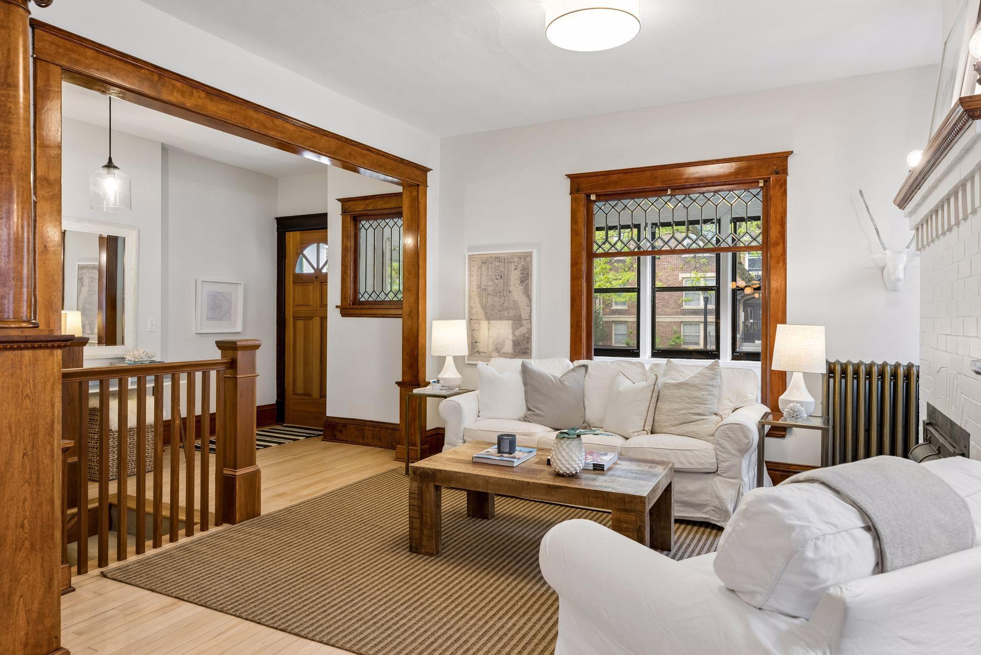 View of Residential Income at 2441 Dupont Avenue, Minneapolis MN 55405, Minneapolis (3 of 45) - Mike Wilen | Minnesota Team Real Estate