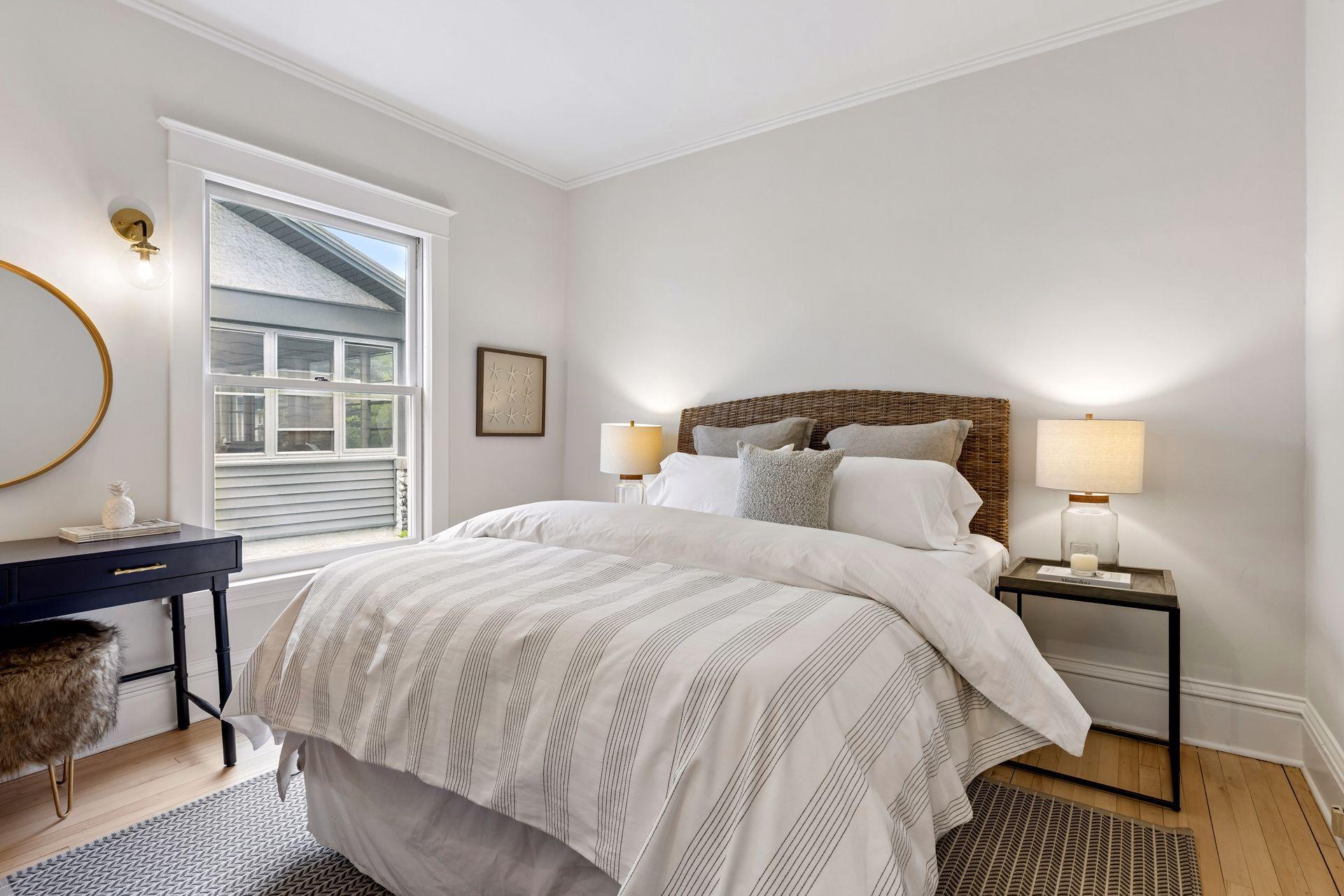 View of Residential Income at 2441 Dupont Avenue, Minneapolis MN 55405, Minneapolis (15 of 45) - Mike Wilen | Minnesota Team Real Estate