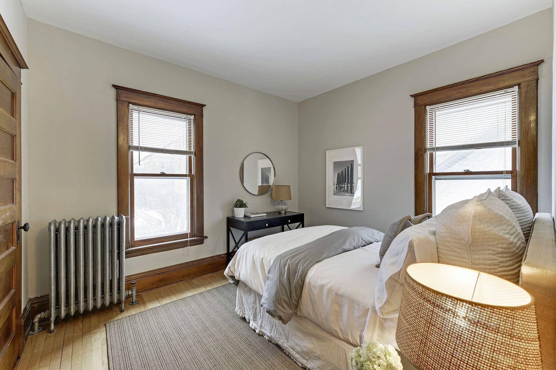 View of Residential Income at 2441 Dupont Avenue, Minneapolis MN 55405, Minneapolis (34 of 45) - Mike Wilen | Minnesota Team Real Estate