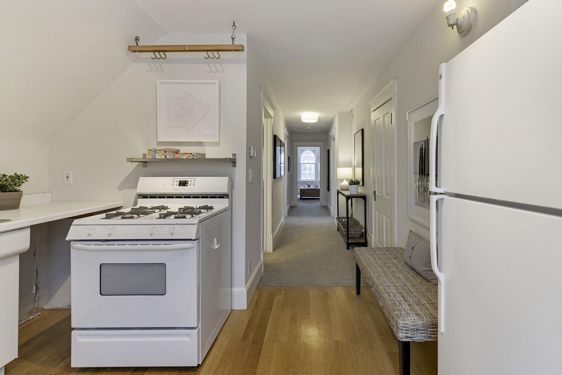 View of Residential Income at 2441 Dupont Avenue, Minneapolis MN 55405, Minneapolis (37 of 45) - Mike Wilen | Minnesota Team Real Estate