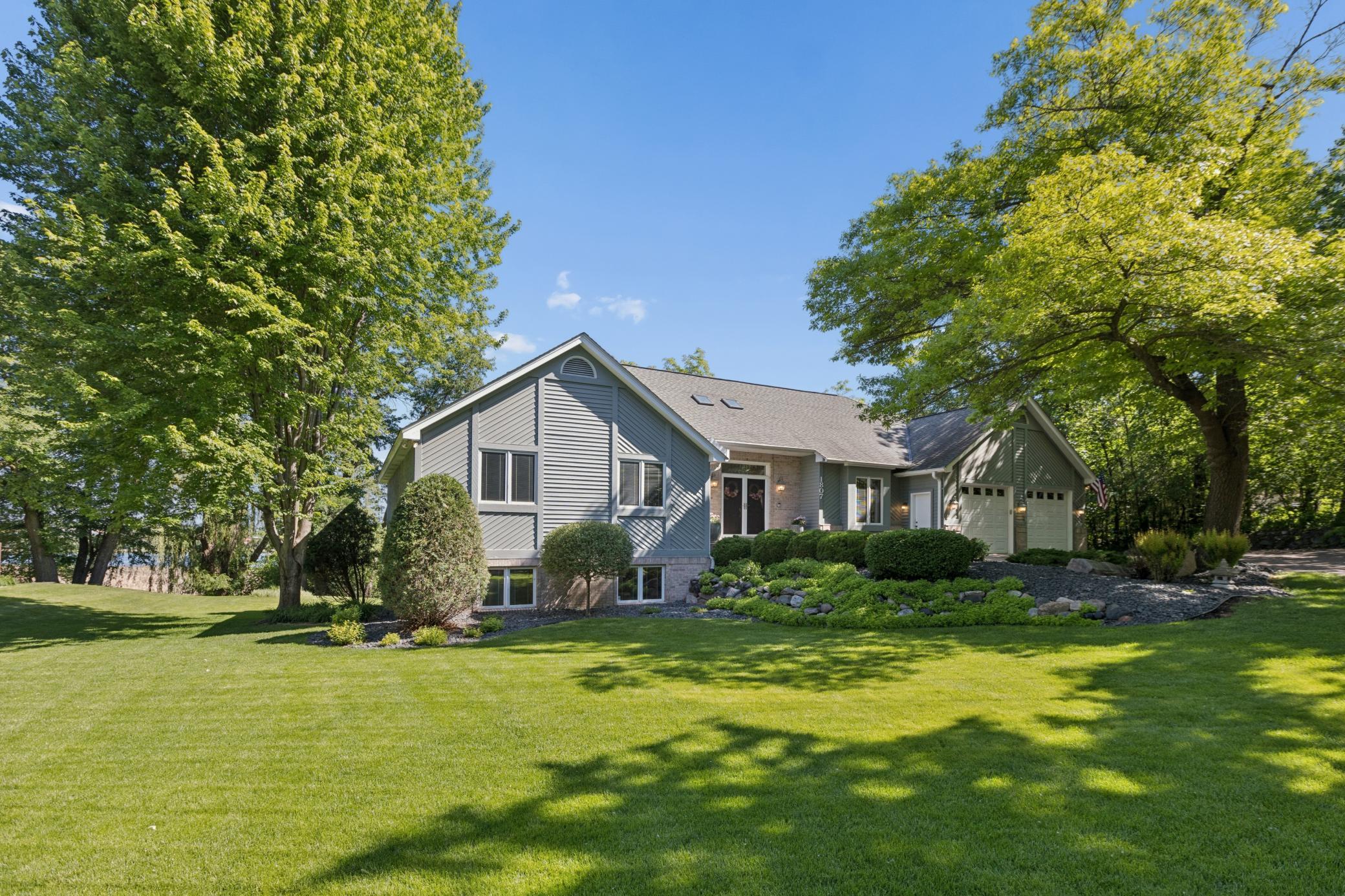 View of Residential at 1807 Timberline Trail, Minnetonka MN 55305, Minnetonka (3 of 48) - Mike Wilen | Minnesota Team Real Estate