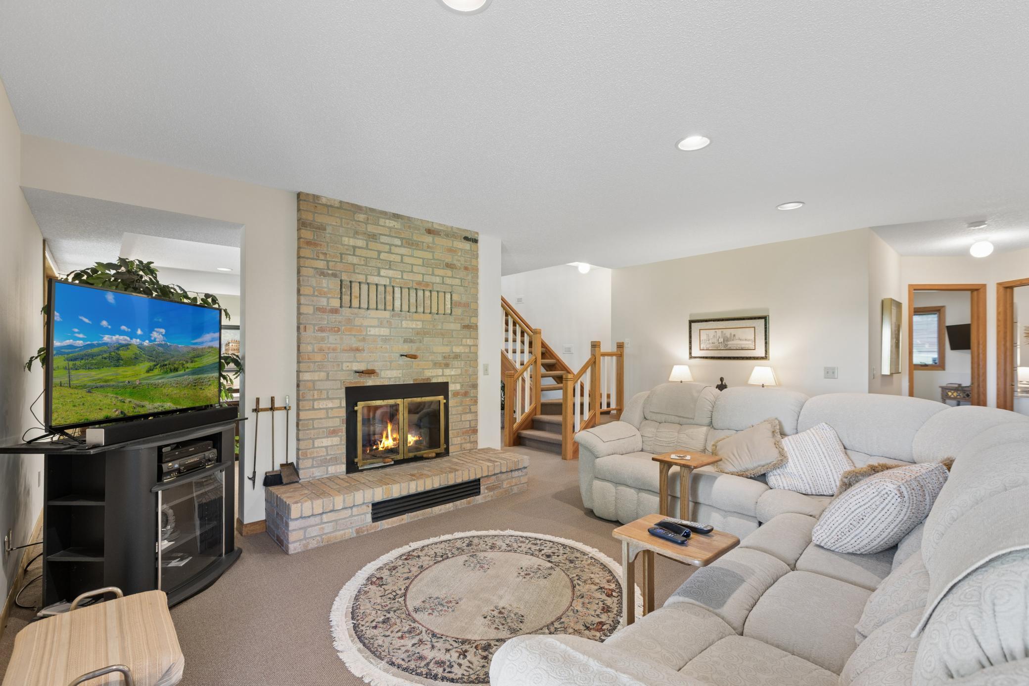 View of Residential at 1807 Timberline Trail, Minnetonka MN 55305, Minnetonka (31 of 48) - Mike Wilen | Minnesota Team Real Estate