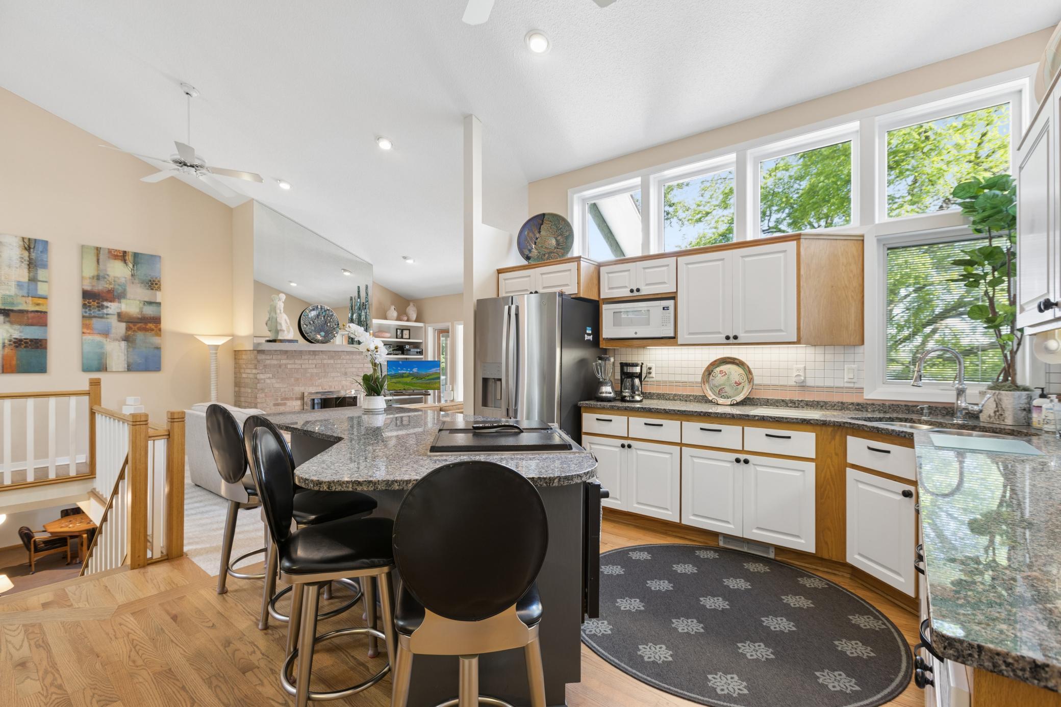 View of Residential at 1807 Timberline Trail, Minnetonka MN 55305, Minnetonka (11 of 48) - Mike Wilen | Minnesota Team Real Estate