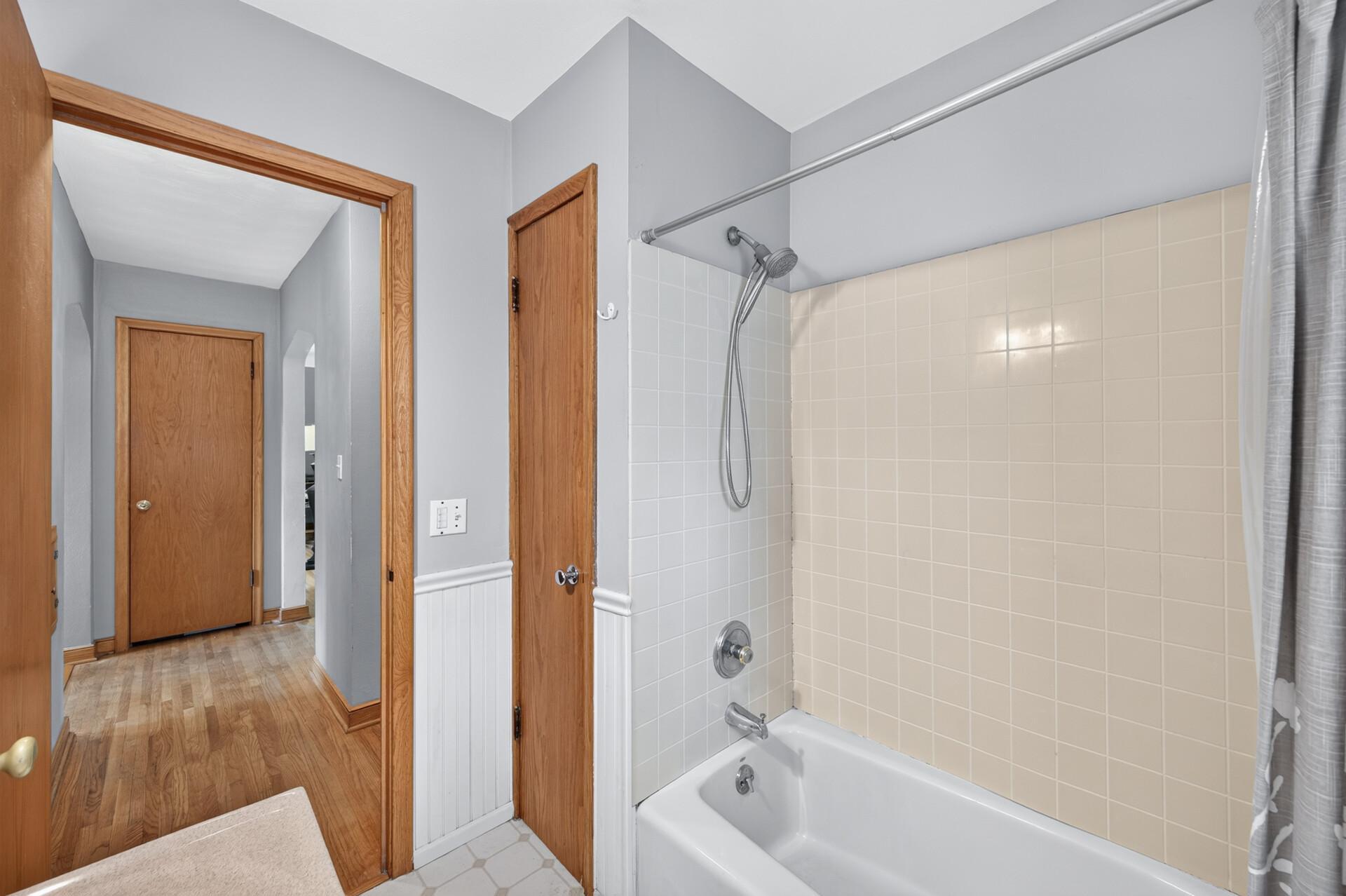 View of Residential at 1455 Schletti Street, Saint Paul MN 55117, Saint Paul (14 of 30) - Mike Wilen | Minnesota Team Real Estate
