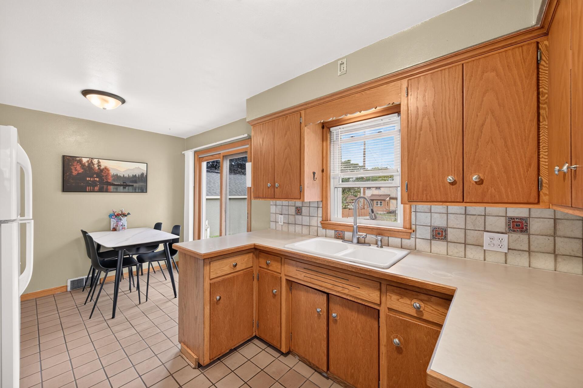 View of Residential at 1455 Schletti Street, Saint Paul MN 55117, Saint Paul (8 of 30) - Mike Wilen | Minnesota Team Real Estate
