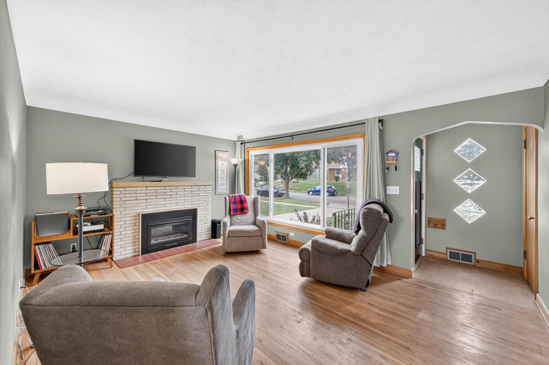 View of Residential at 1455 Schletti Street, Saint Paul MN 55117, Saint Paul (4 of 30) - Mike Wilen | Minnesota Team Real Estate