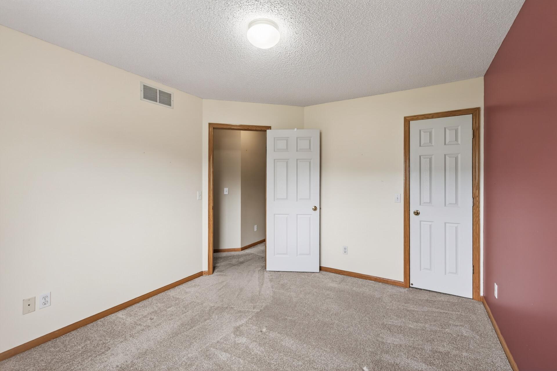 View of Residential at 8639 Quarry Ridge Lane #I, Woodbury MN 55125, Woodbury (12 of 18) - Mike Wilen | Minnesota Team Real Estate