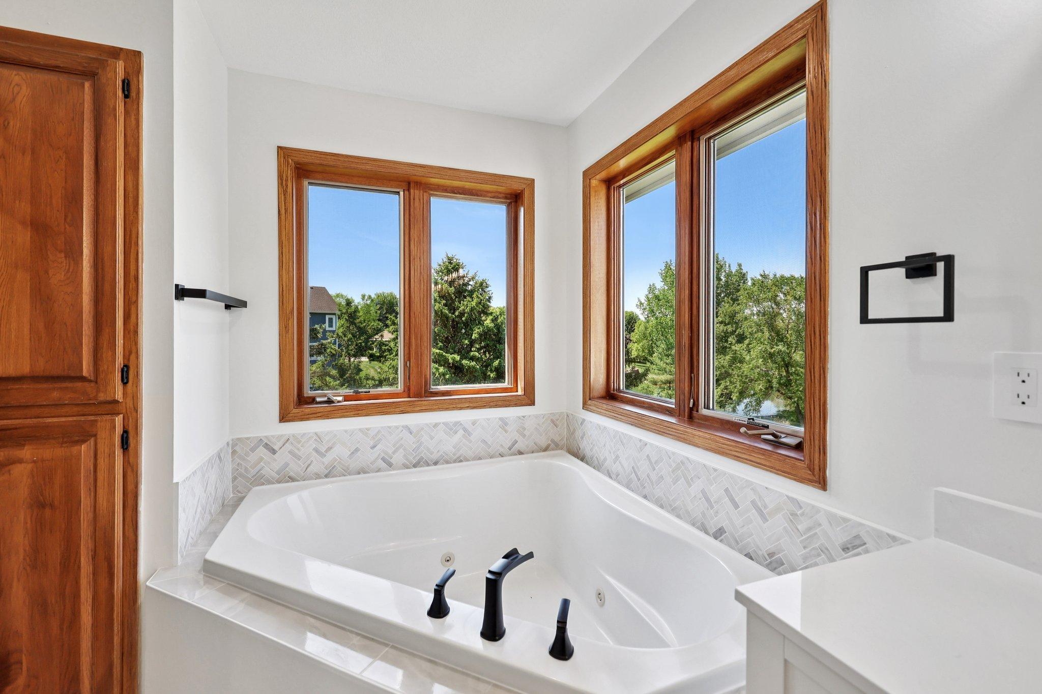 View of Residential at 10175 Powers Lake Trail, Woodbury MN 55129, Woodbury (66 of 108) - Mike Wilen | Minnesota Team Real Estate