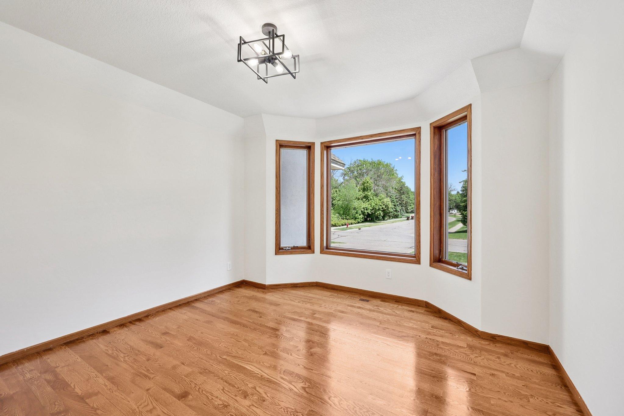 View of Residential at 10175 Powers Lake Trail, Woodbury MN 55129, Woodbury (37 of 108) - Mike Wilen | Minnesota Team Real Estate
