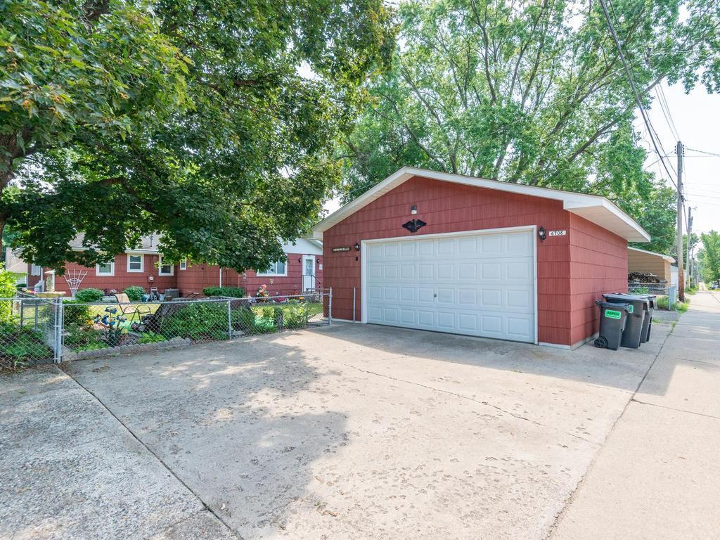 View of Residential at 6708 Sheridan Avenue, Richfield MN 55423, Richfield (26 of 27) - Mike Wilen | Minnesota Team Real Estate